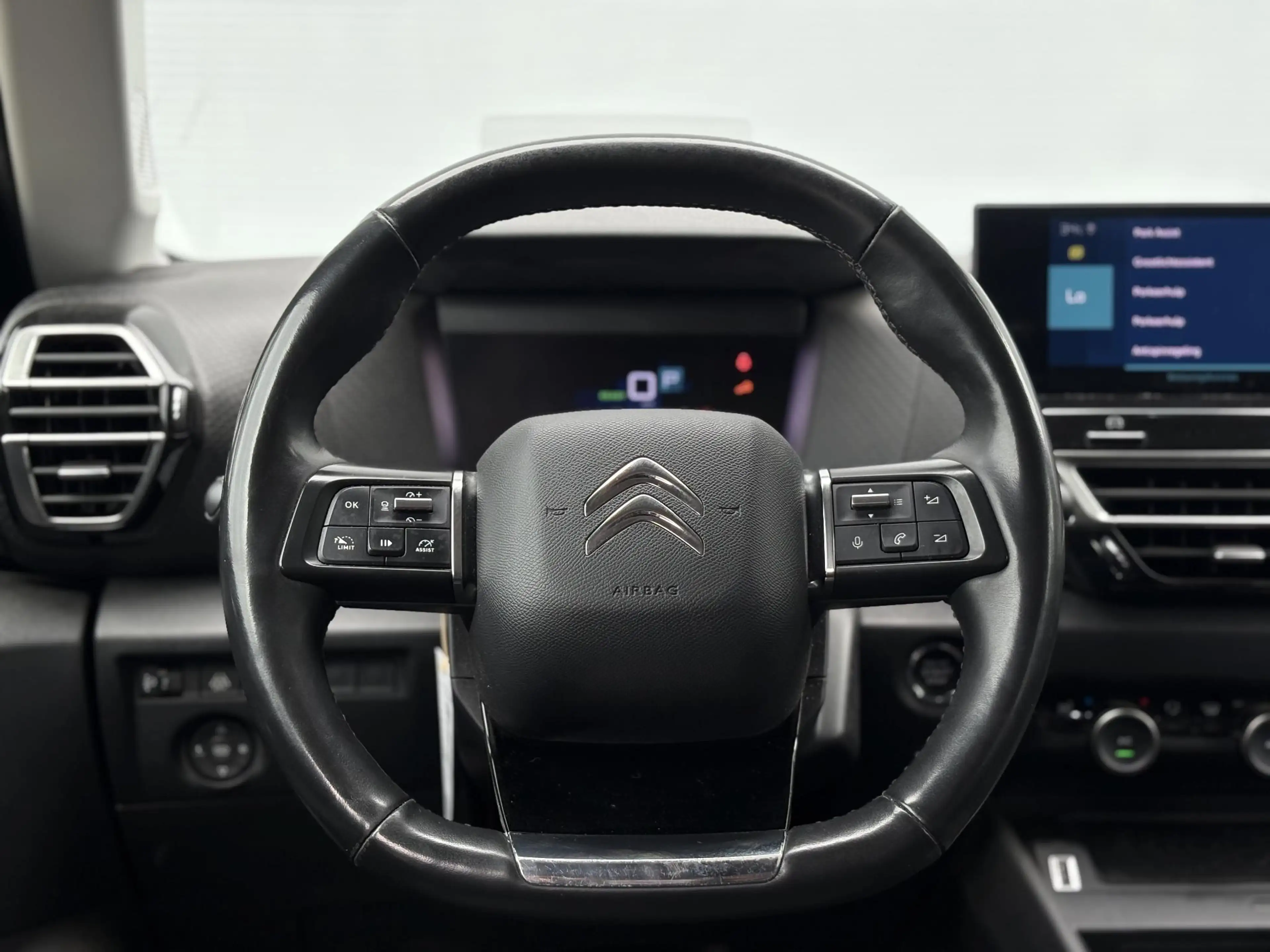 Citroen E-C4 Electric Shine 50 kWh | BTW-auto | Adaptive Cruise | 360 Ca — photo 14