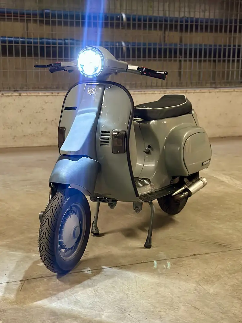 Vespa PK 50 N Šedá - 1