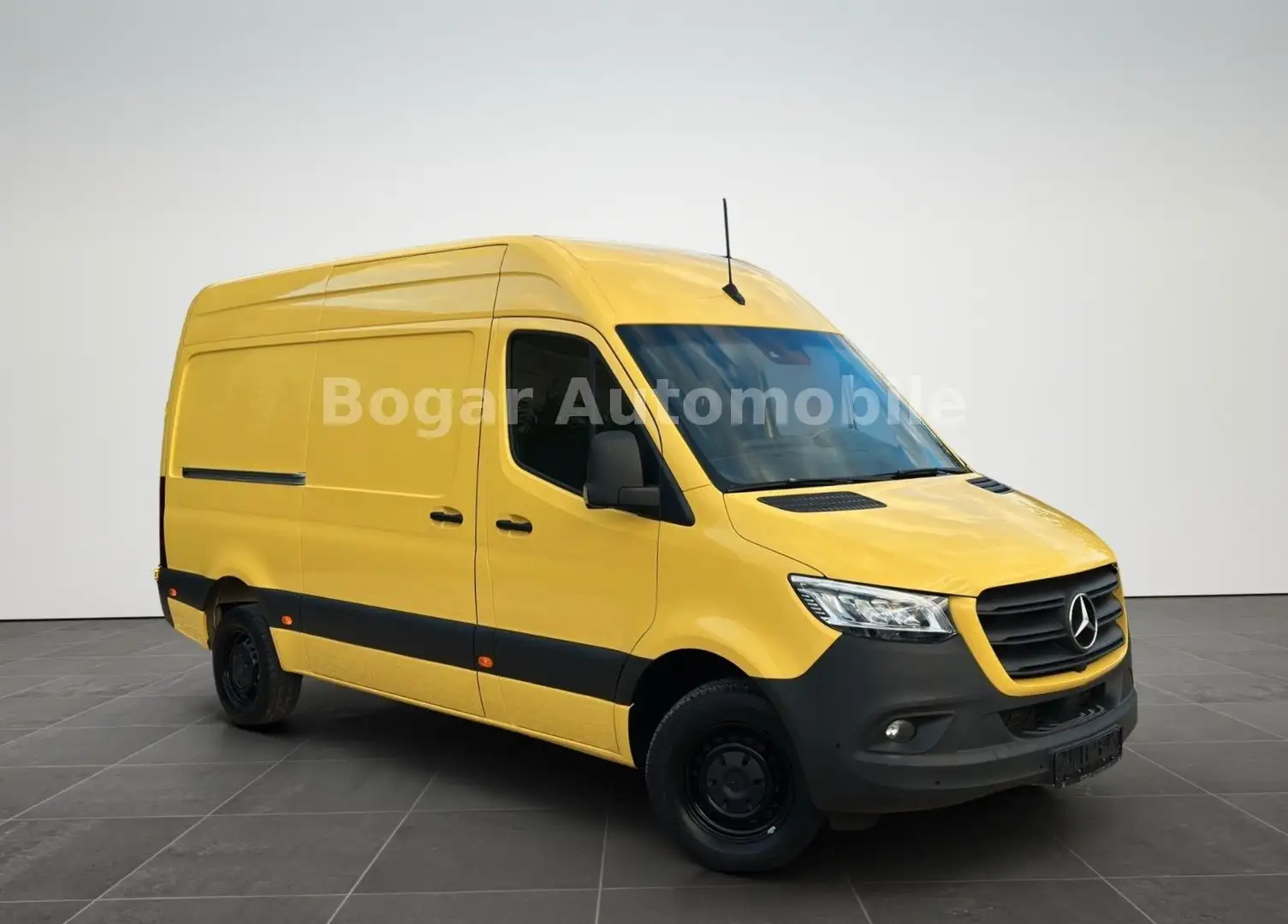 Mercedes-Benz Sprinter 317 9G L2H2 *DISTRONIC*AHK 3,5T* 360°* Gelb - 2