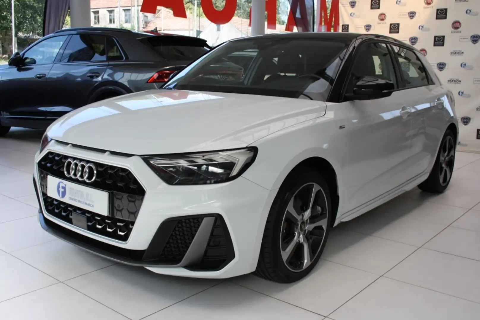 Audi A1 Sportback 30 TFSI Adrenalin Blanco - 1