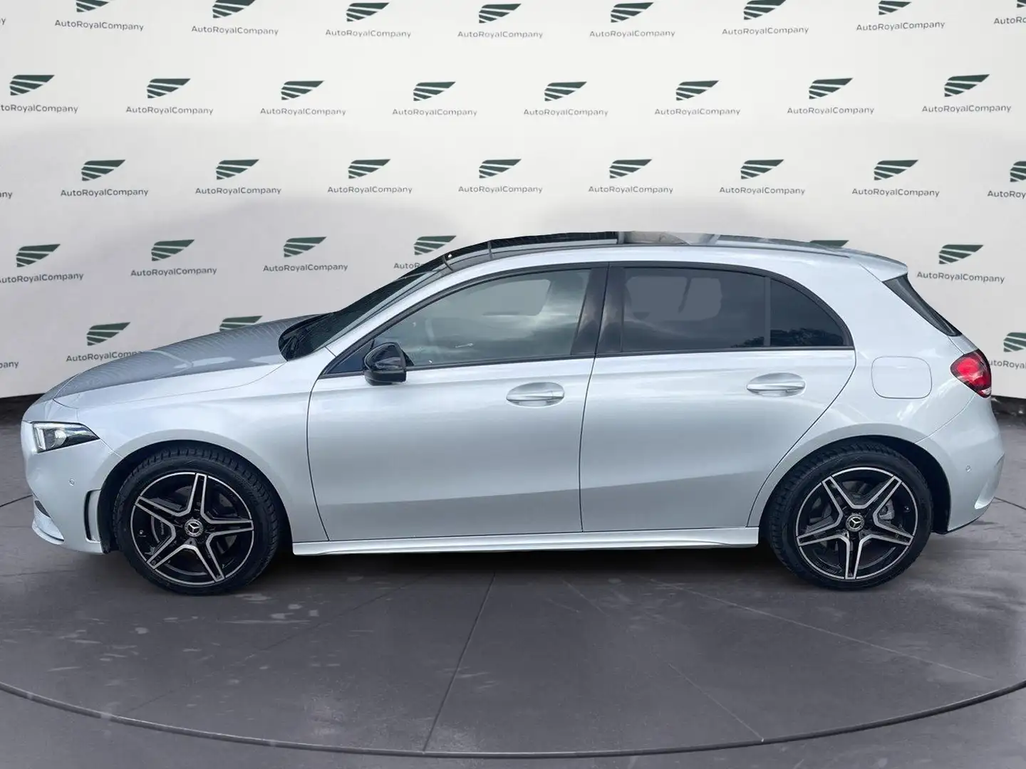 Mercedes-Benz A 250 A 250 e Automatic Plug-in hybrid Premium AMG - 2
