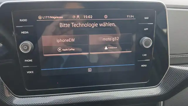 Volkswagen T-Cross view 12