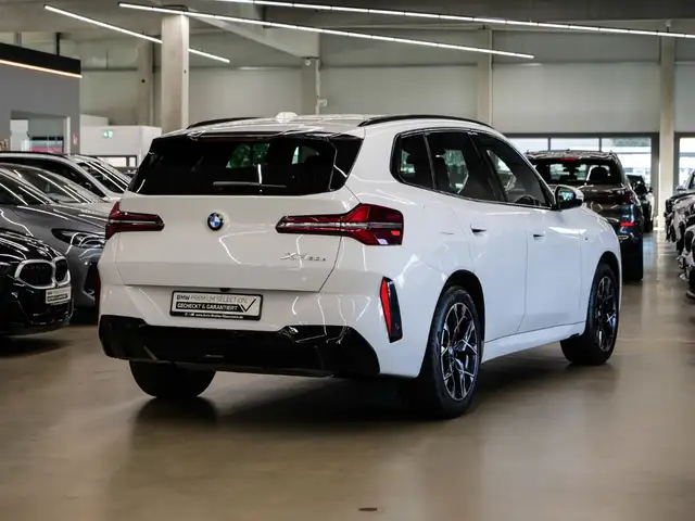 BMW X3 view 2