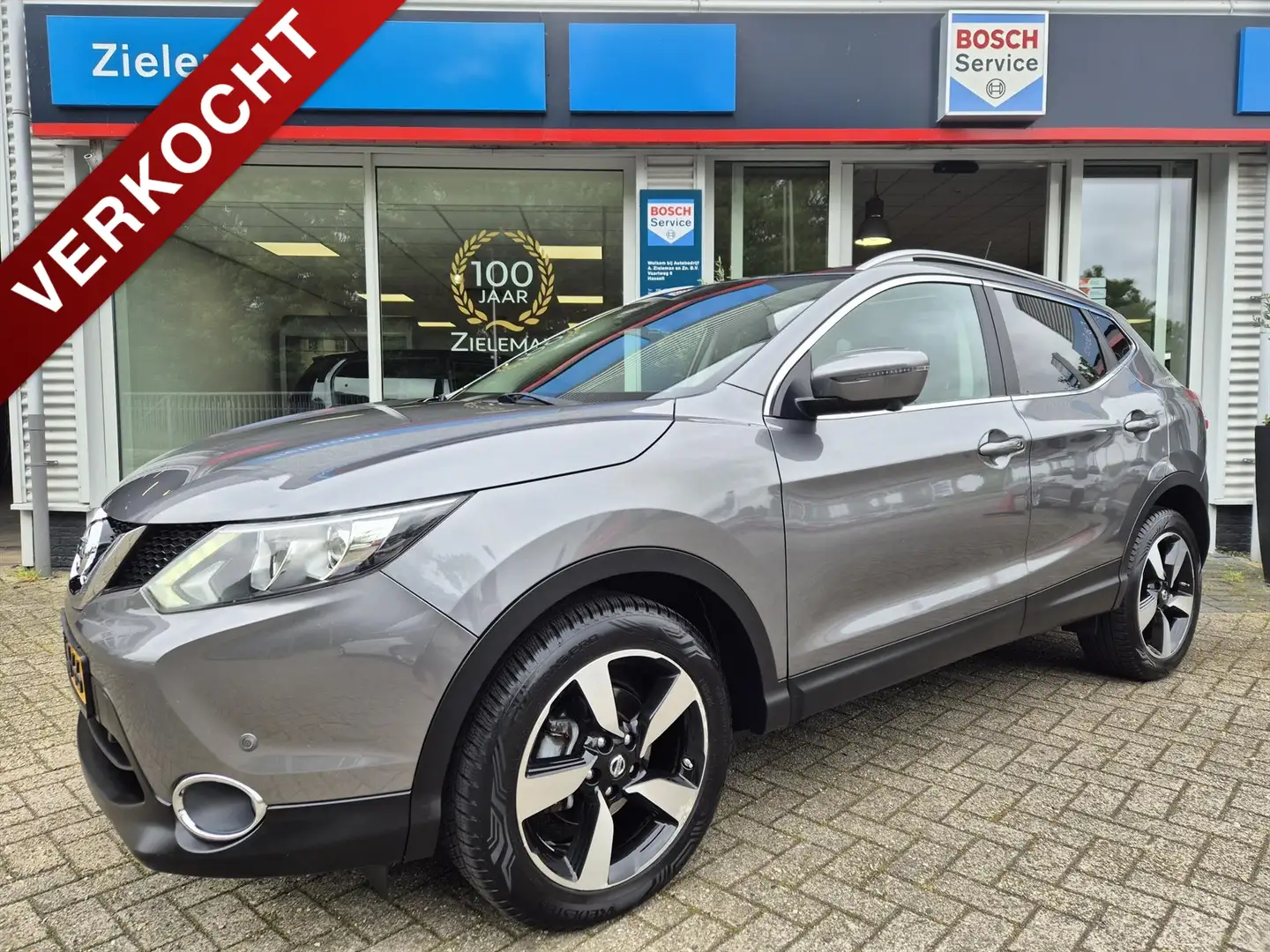 Nissan Qashqai 1.2 115pk DIG-T Connect Edition - Trekhaak Gris - 1