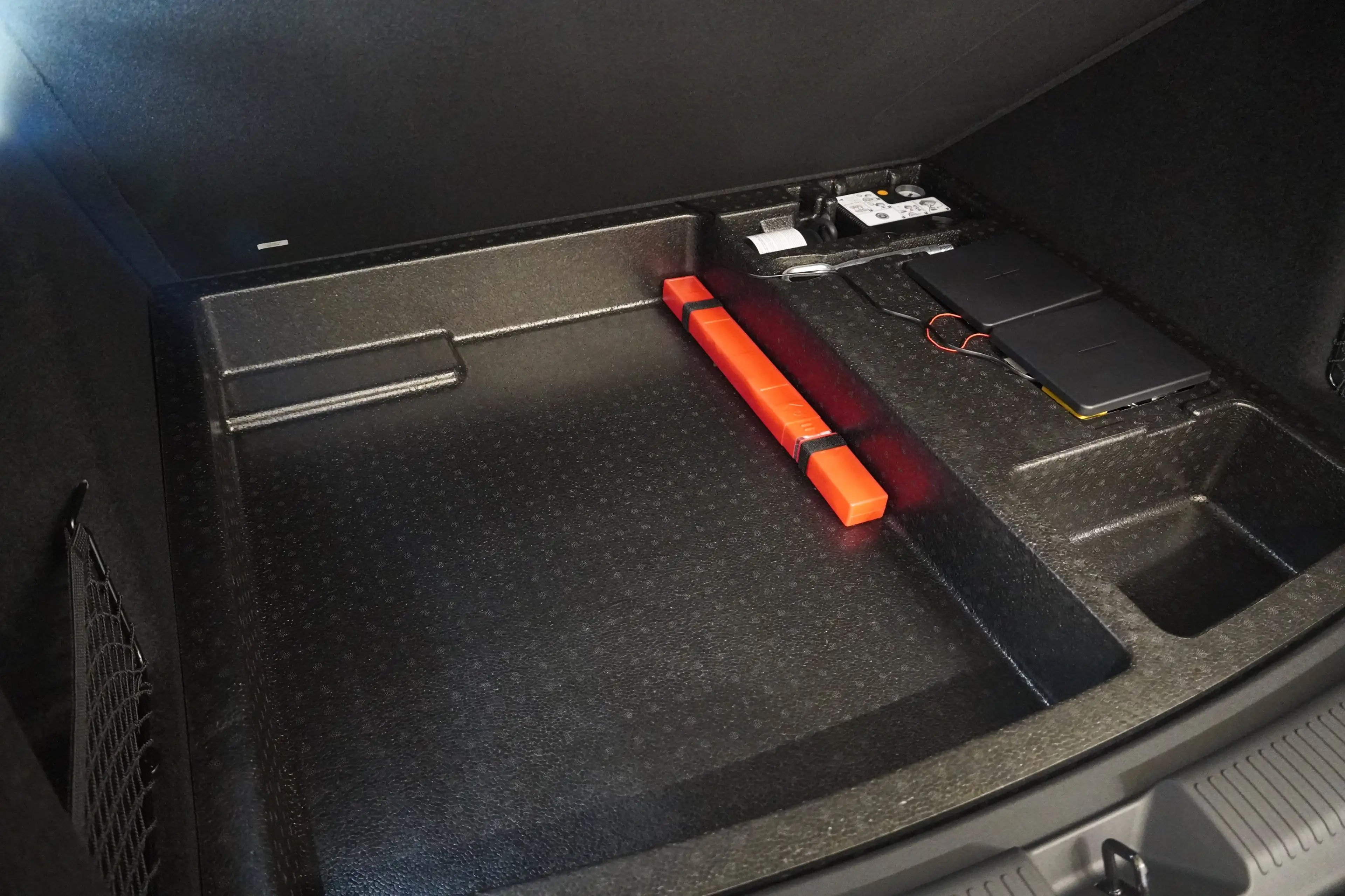 MG HS PHEV+ Luxury Lenkradhzg.ab EUR34.990 — photo 22