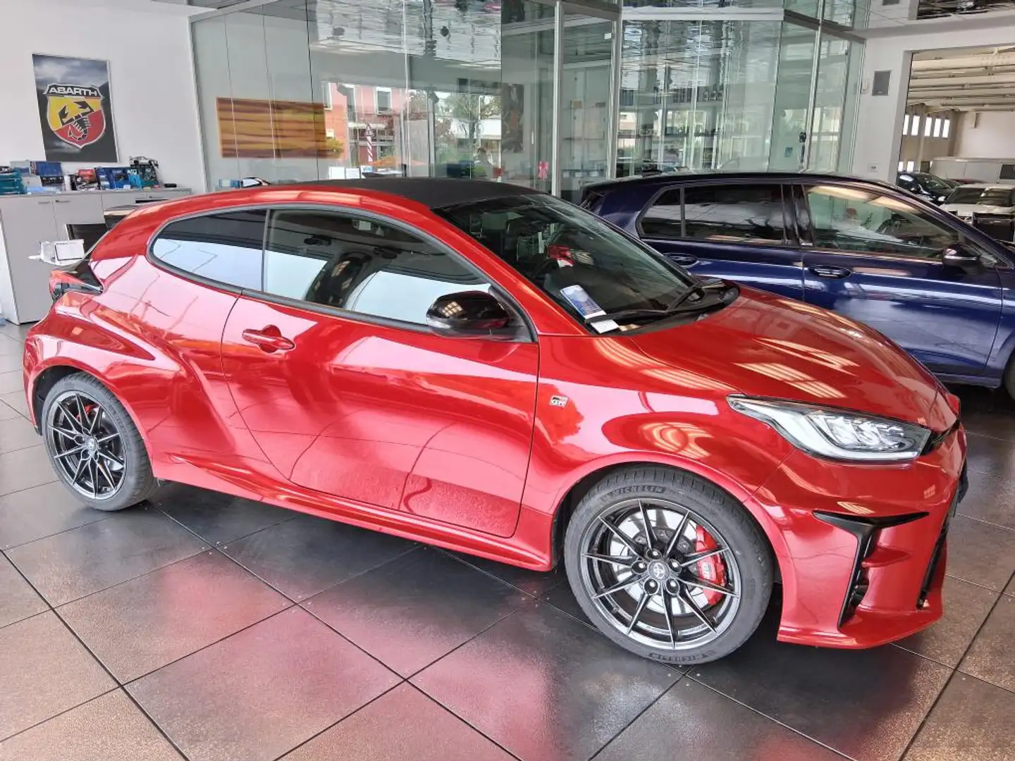 Toyota Yaris 1.6 Turbo 3 porte GR Yaris Circuit Rouge - 2