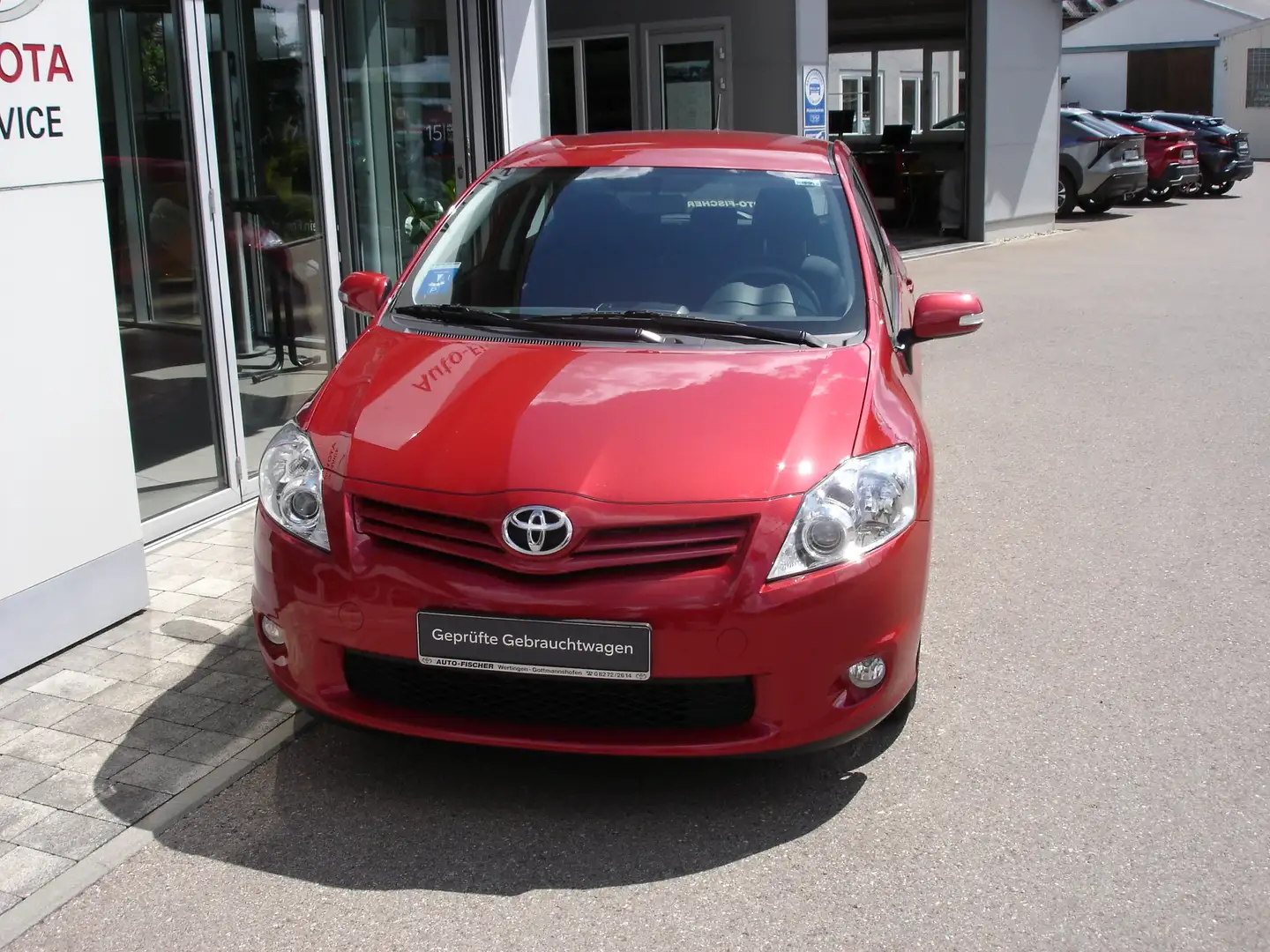 Toyota Auris 1.6 Life Rot - 2