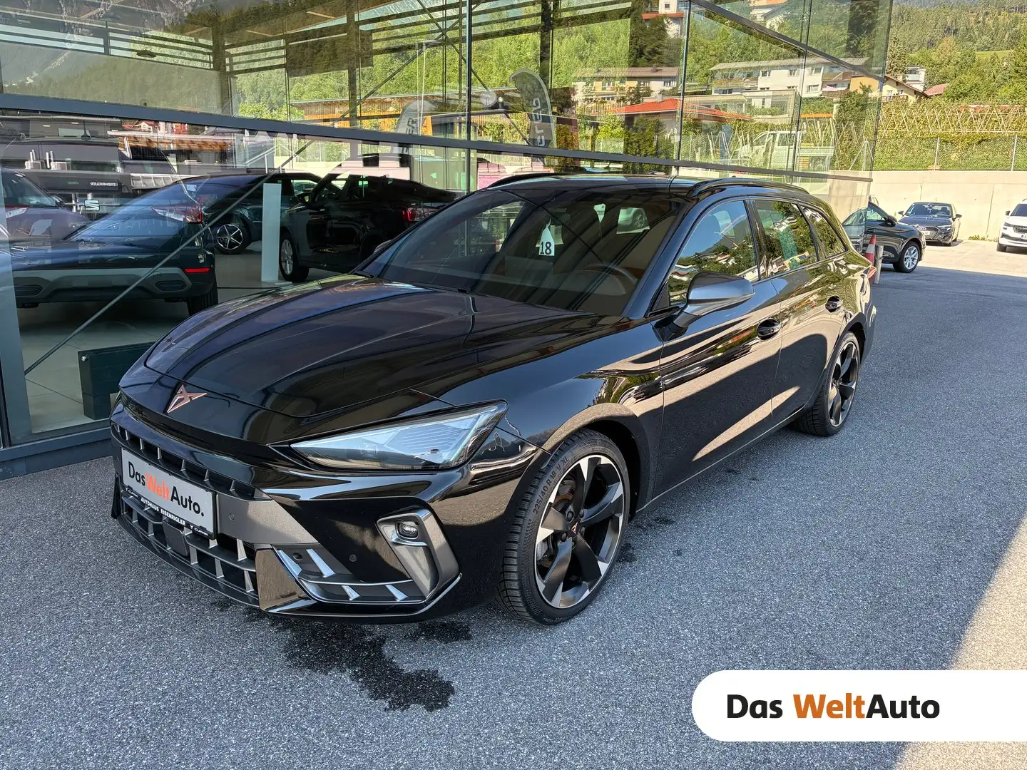 CUPRA Leon 1.5 eTSI DSG 150 PS Schwarz - 1
