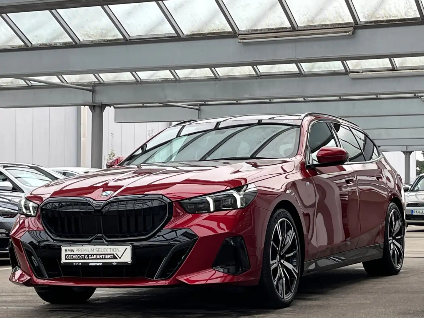 BMW 520 d xDrive Tour. M-Sport-Pro GARANTIE-06/2029 Rot - 2