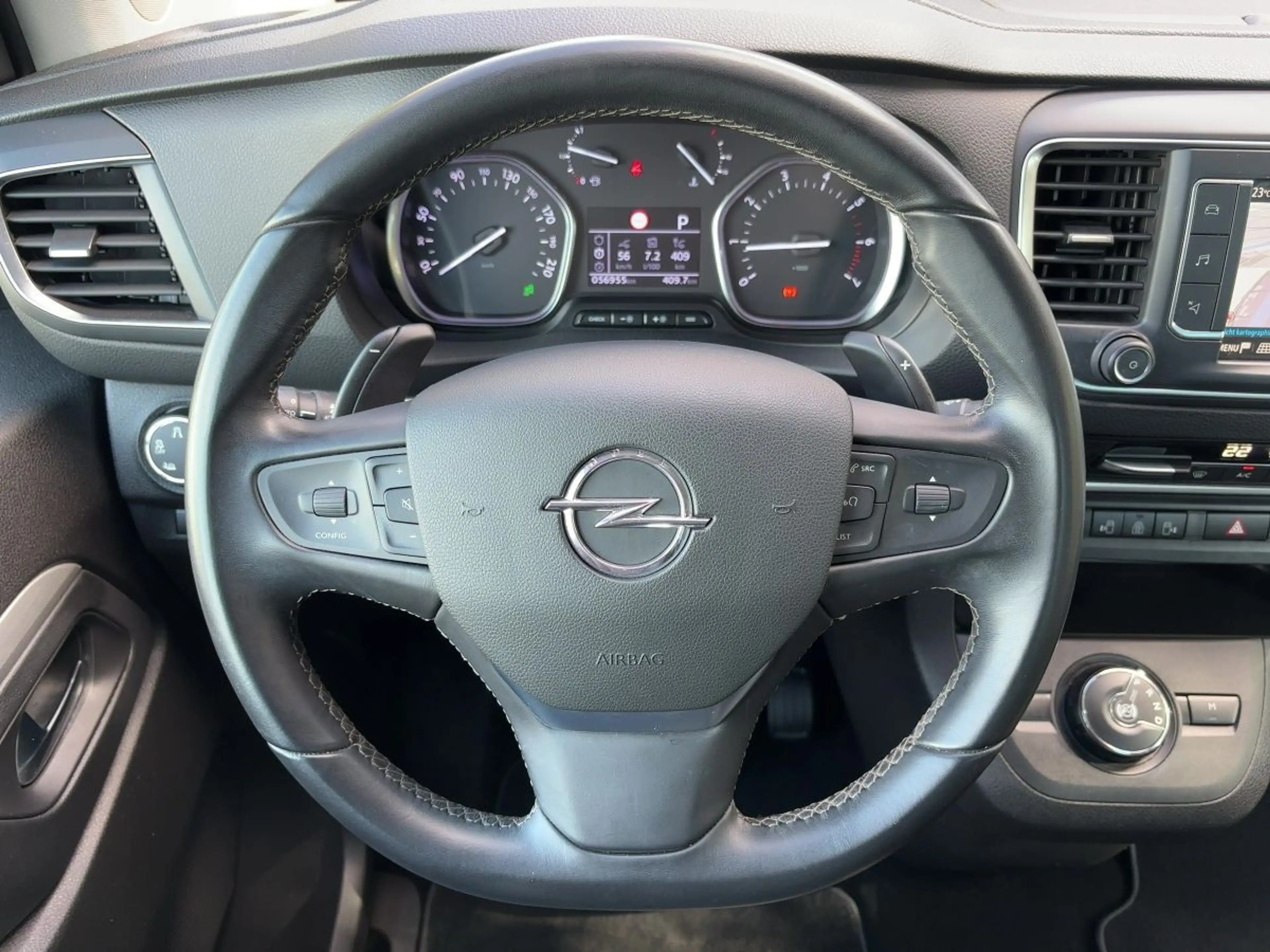 Opel Zafira Life L 2.0 TDI BI-XENON STHZG HUD PANO — photo 11