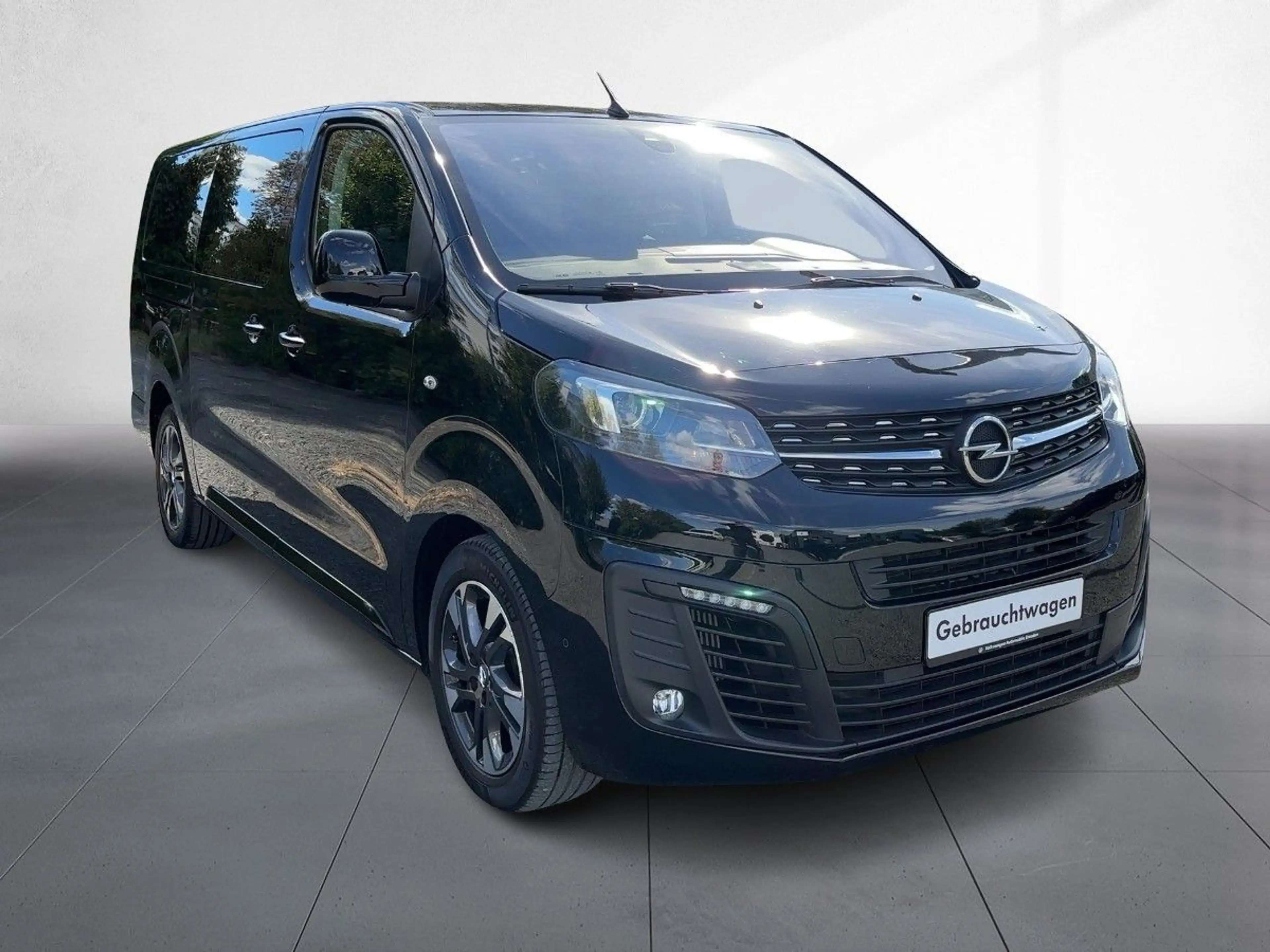 Opel Zafira Life L 2.0 TDI BI-XENON STHZG HUD PANO — photo 5