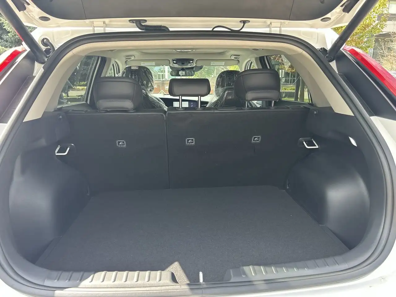 Kia Niro снимка Kia Niro