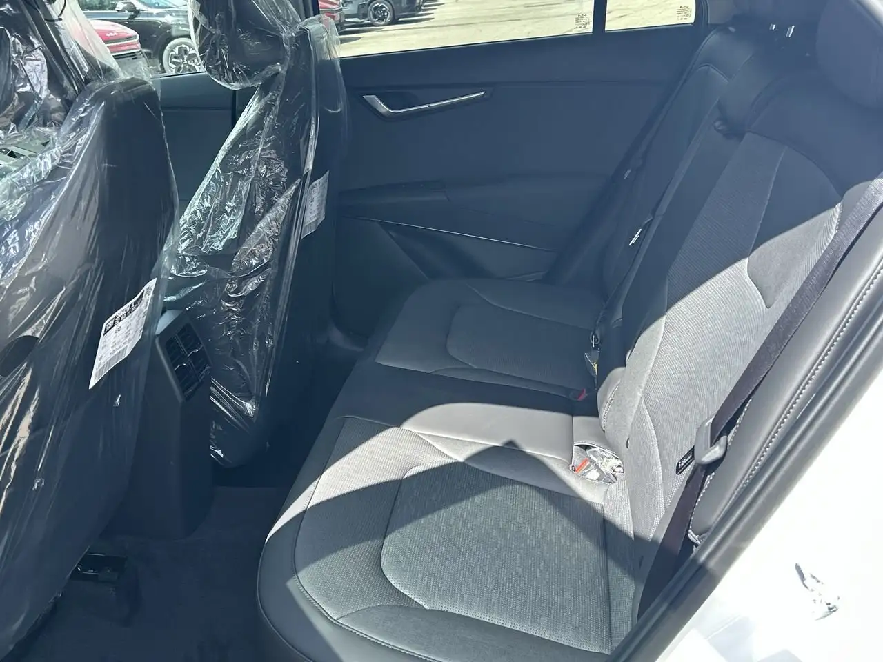 Kia Niro снимка Kia Niro