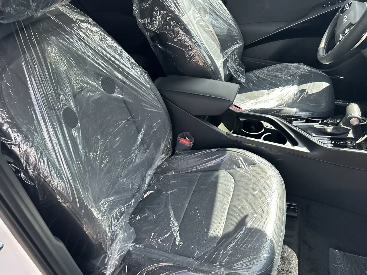 Kia Niro снимка Kia Niro
