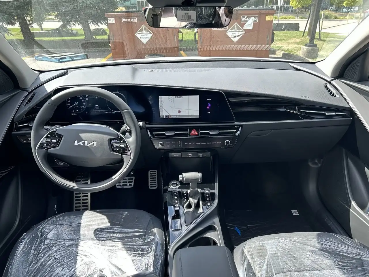 Kia Niro снимка Kia Niro