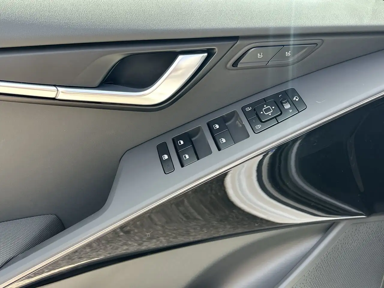 Kia Niro снимка Kia Niro
