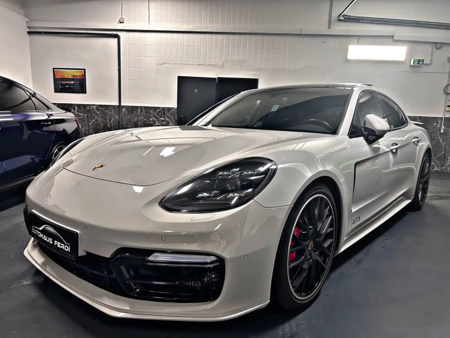 Porsche Panamera 4 GTS ACC Sportabgasanlage Pano Memory Gris - 2