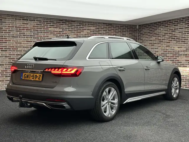 Audi A4 view 2