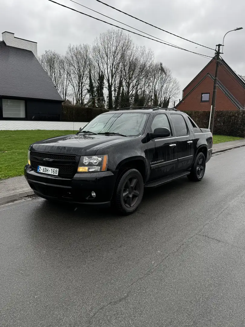 Chevrolet Avalanche - 1