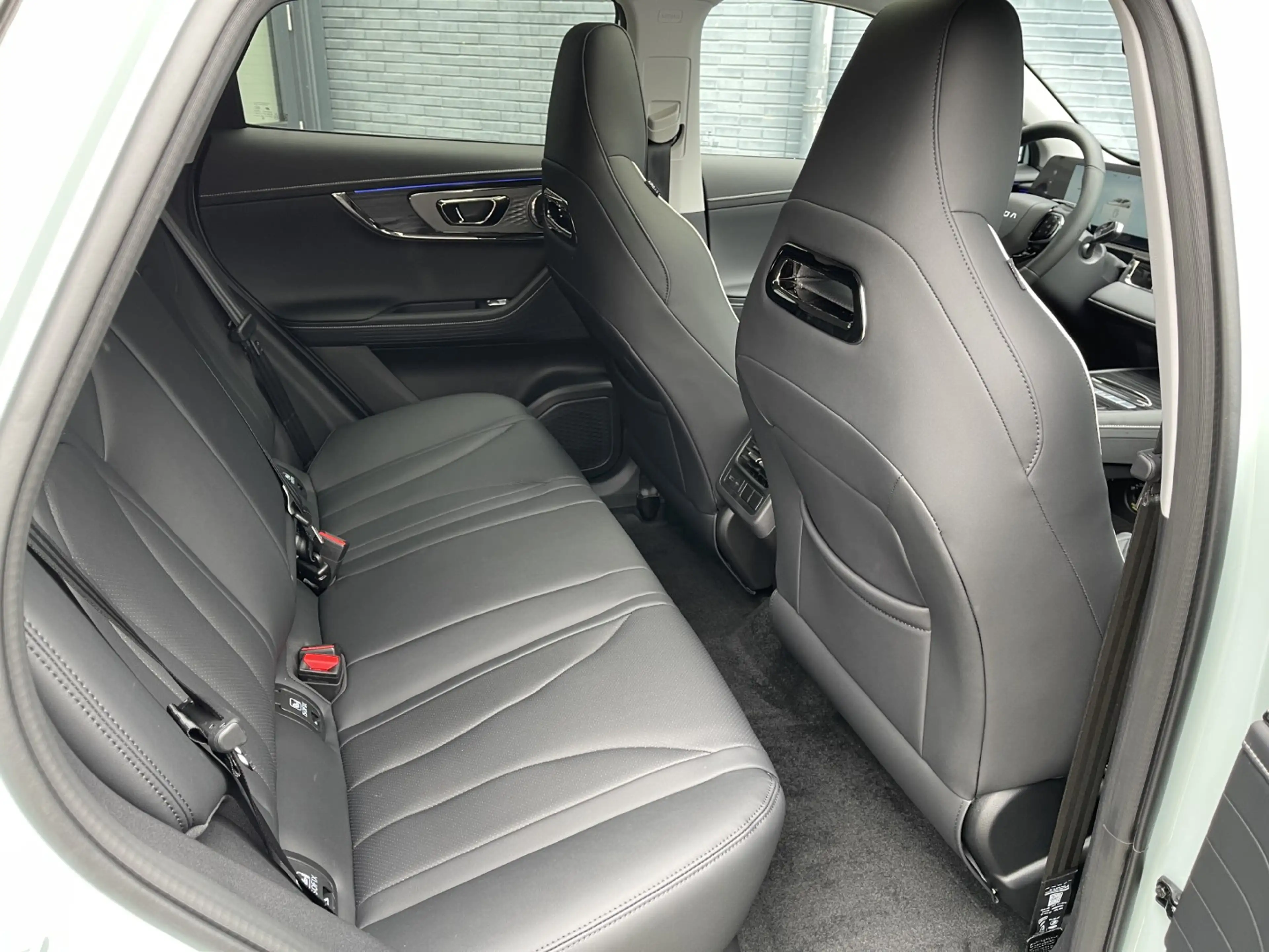 Omoda 5 60,9 kWh 205pk Premium Automaat | 7 jaar Garantie — photo 11