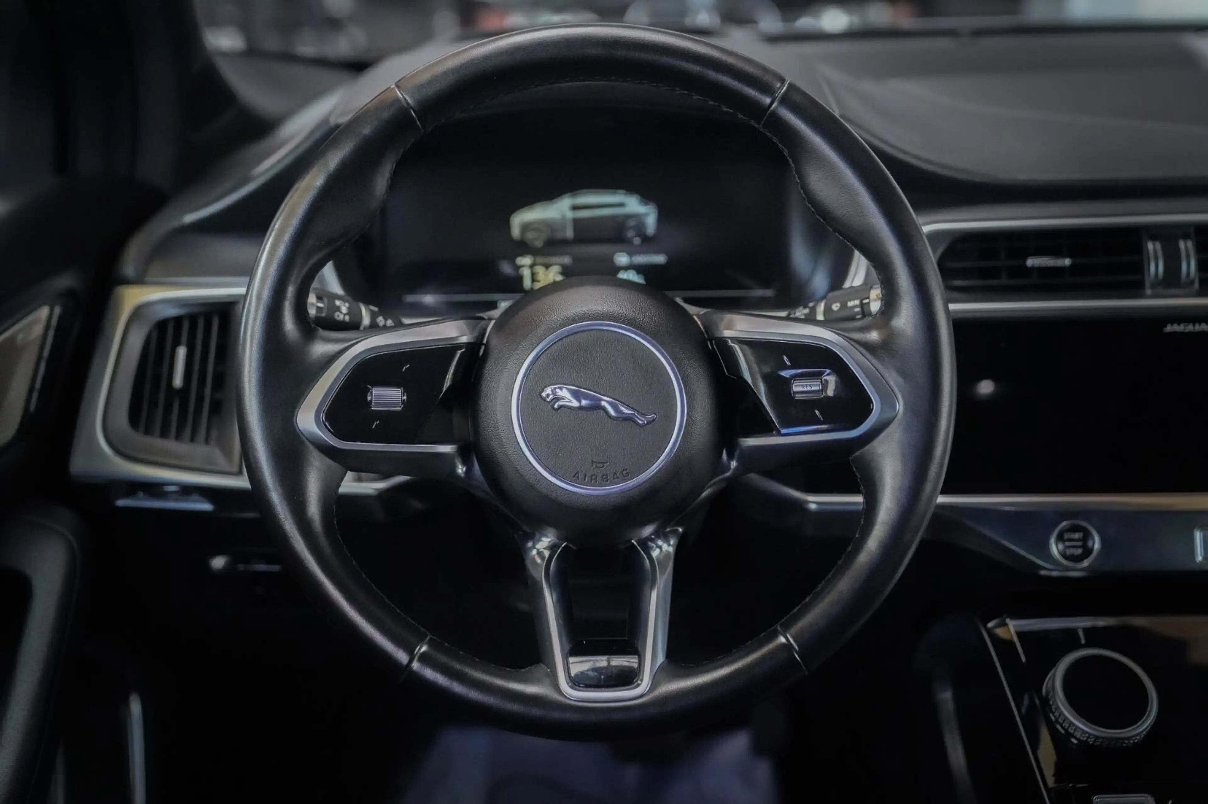Jaguar I-Pace SE *SHZ/Klimaaut./Temp.* — photo 2