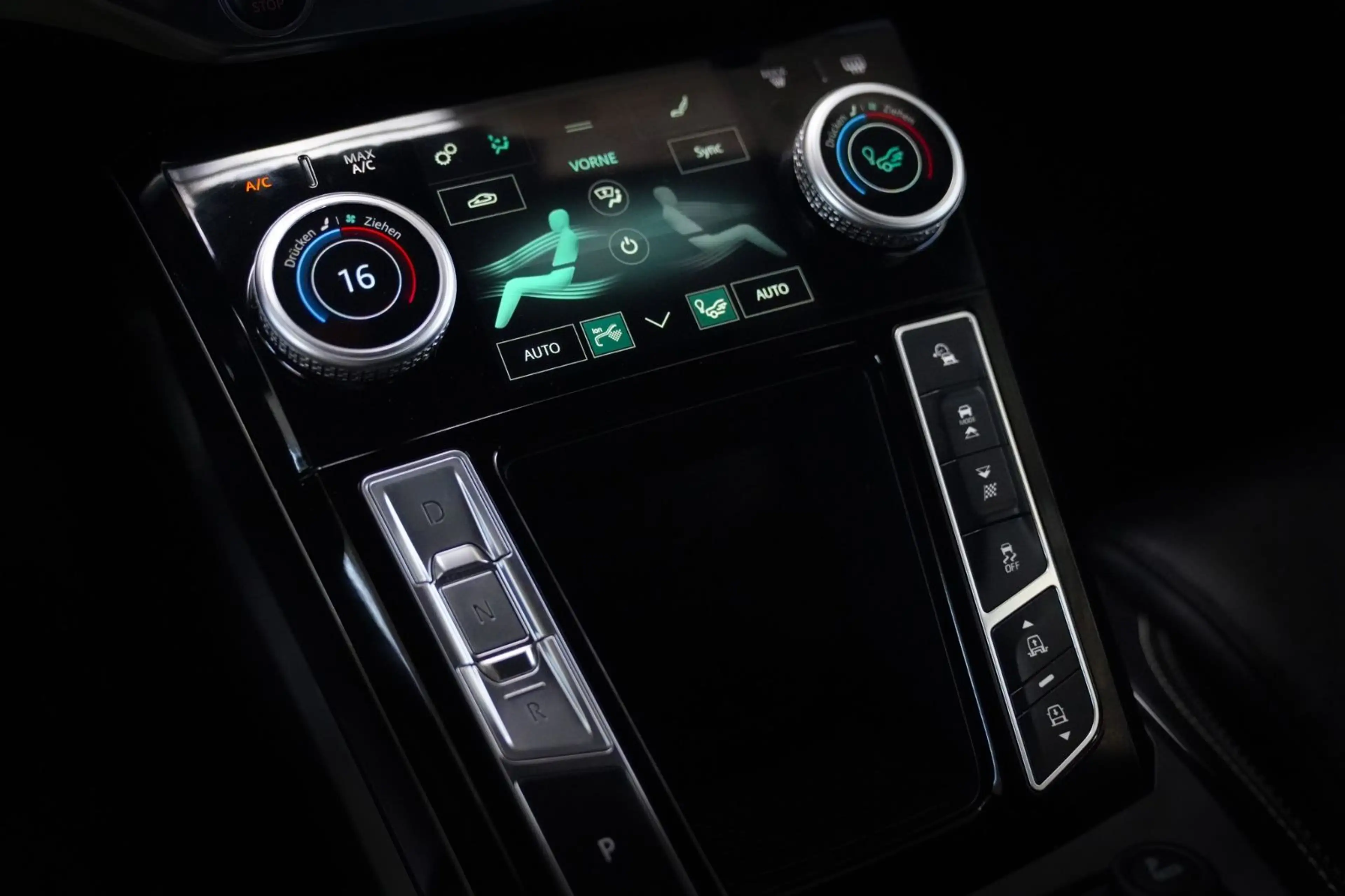 Jaguar I-Pace SE *SHZ/Klimaaut./Temp.* — photo 8