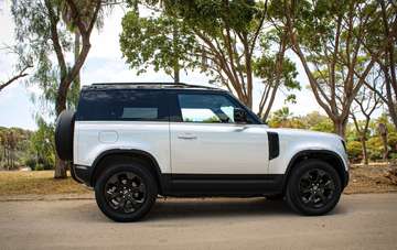 90 3.0D l6 MHEV SE AWD Aut. 200