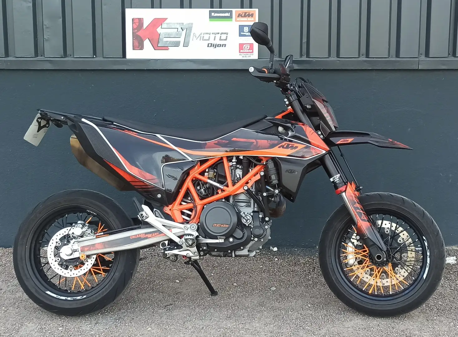 KTM 690 SMC R - 1