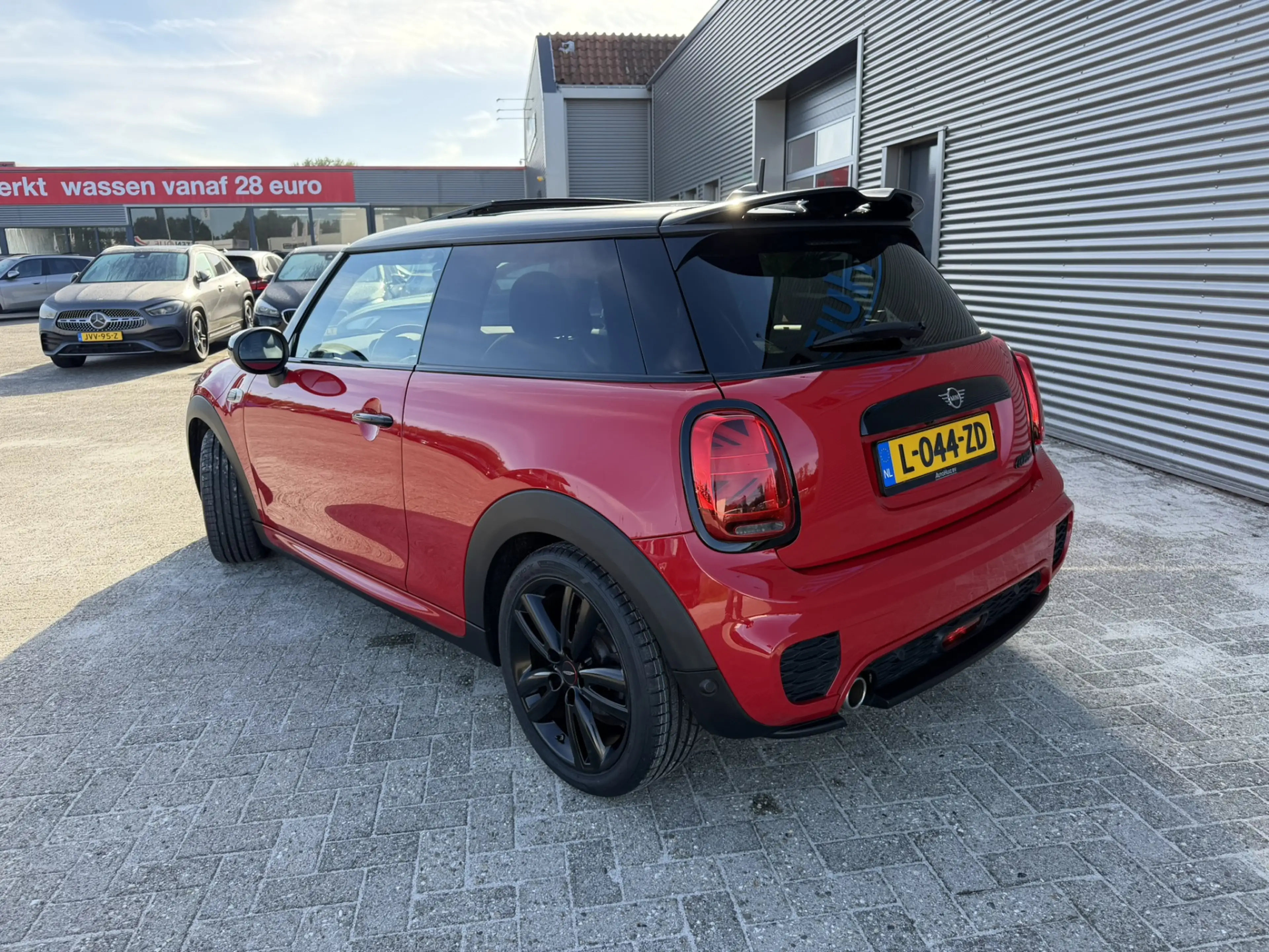 MINI John Cooper Works 3-Deurs 1.5 Cooper Dalston Panoramadak Harman-Kard — photo 5