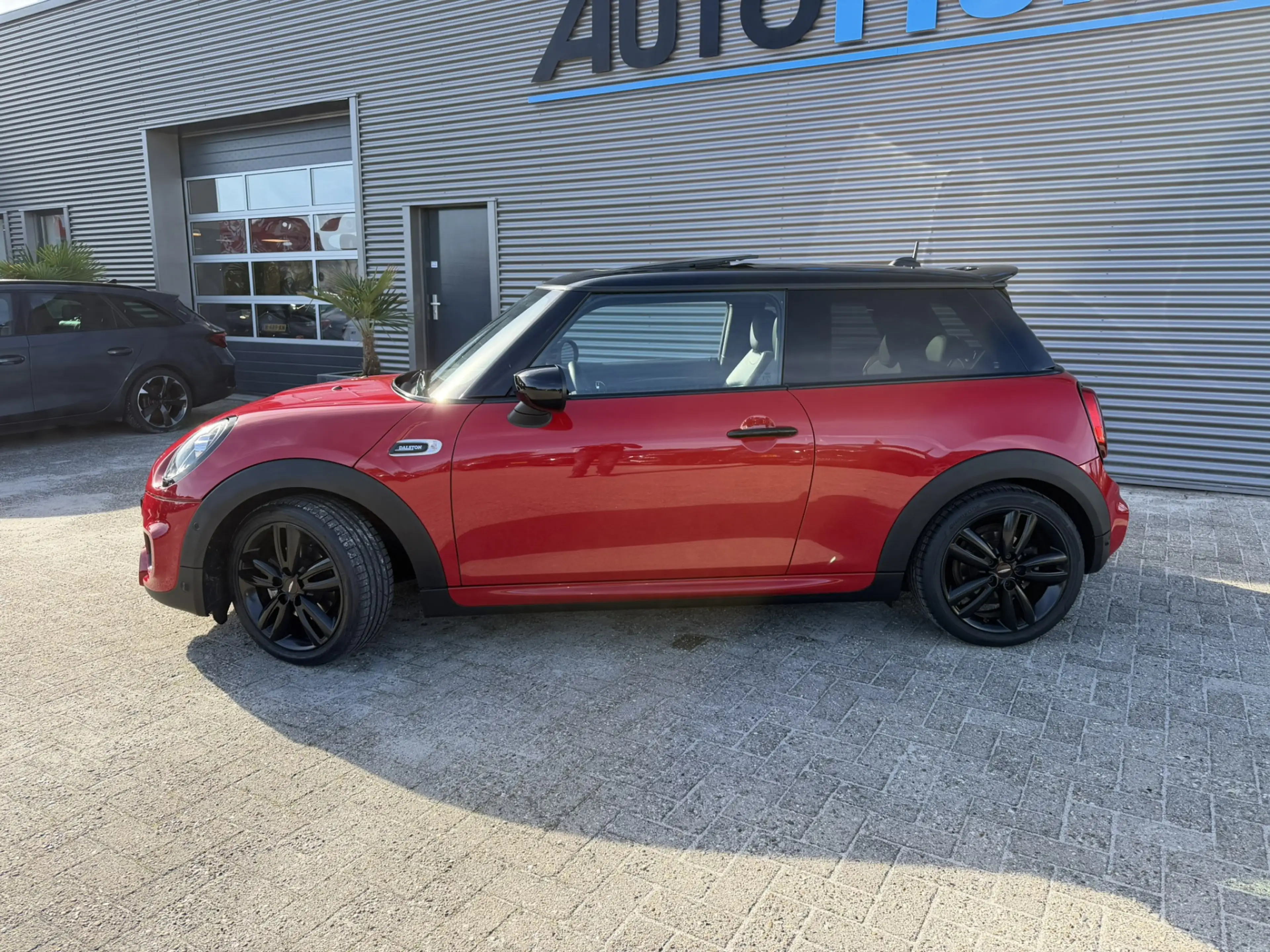 MINI John Cooper Works 3-Deurs 1.5 Cooper Dalston Panoramadak Harman-Kard — photo 6