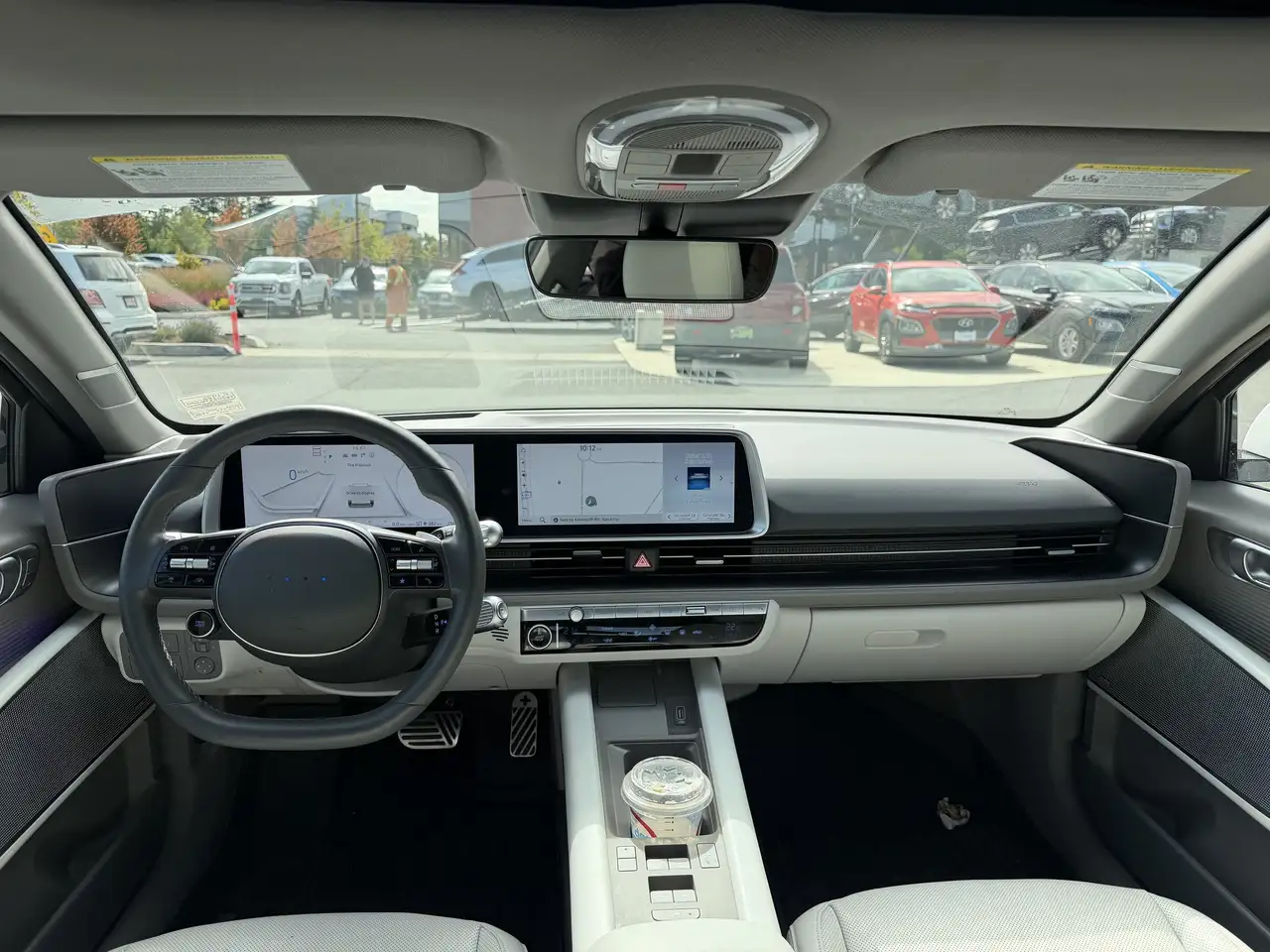 Hyundai IONIQ 6 photo Hyundai IONIQ 6