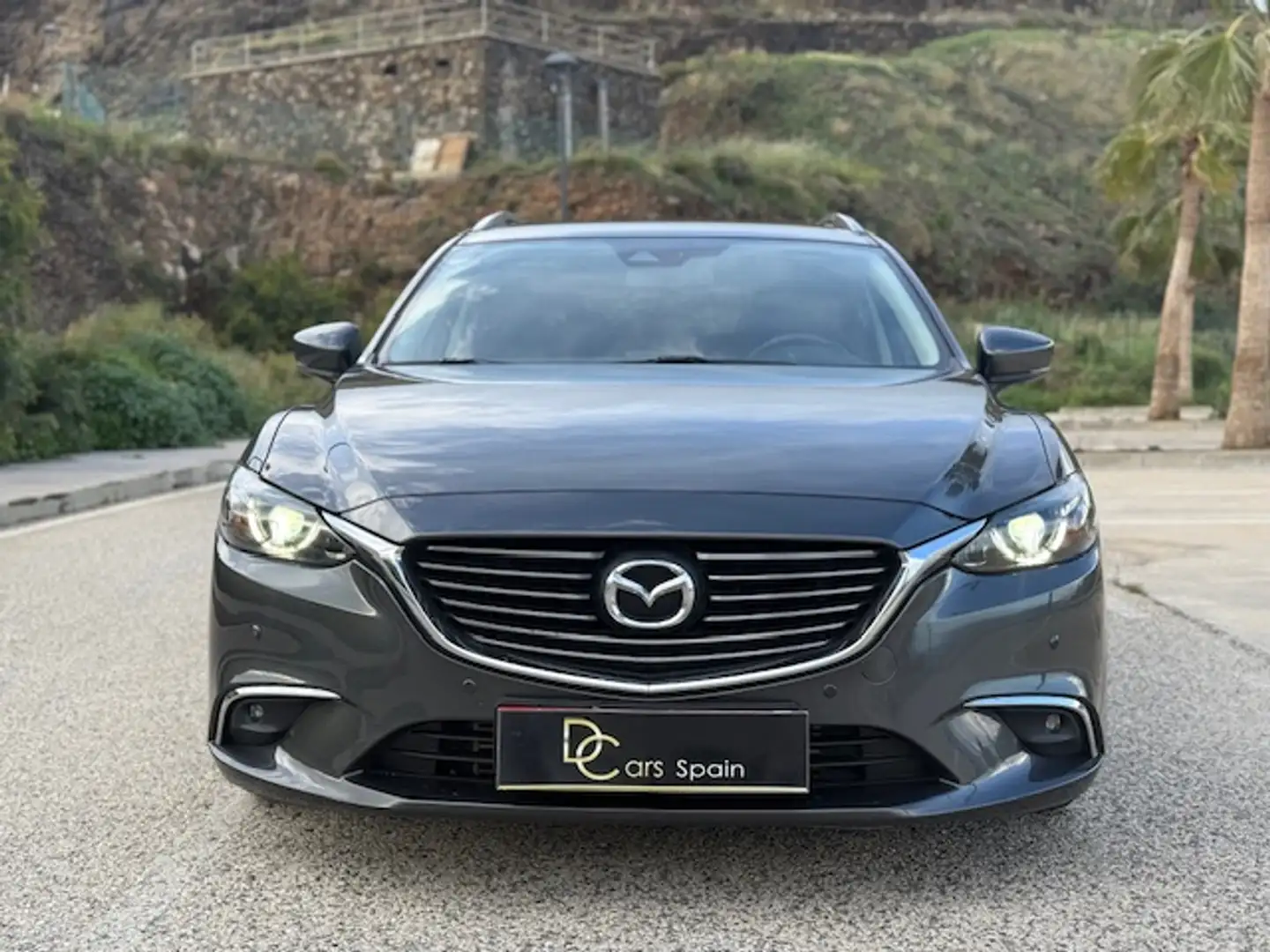 Mazda 6 W. 2.2DE Style (Navi) Aut. 110kW Gris - 2