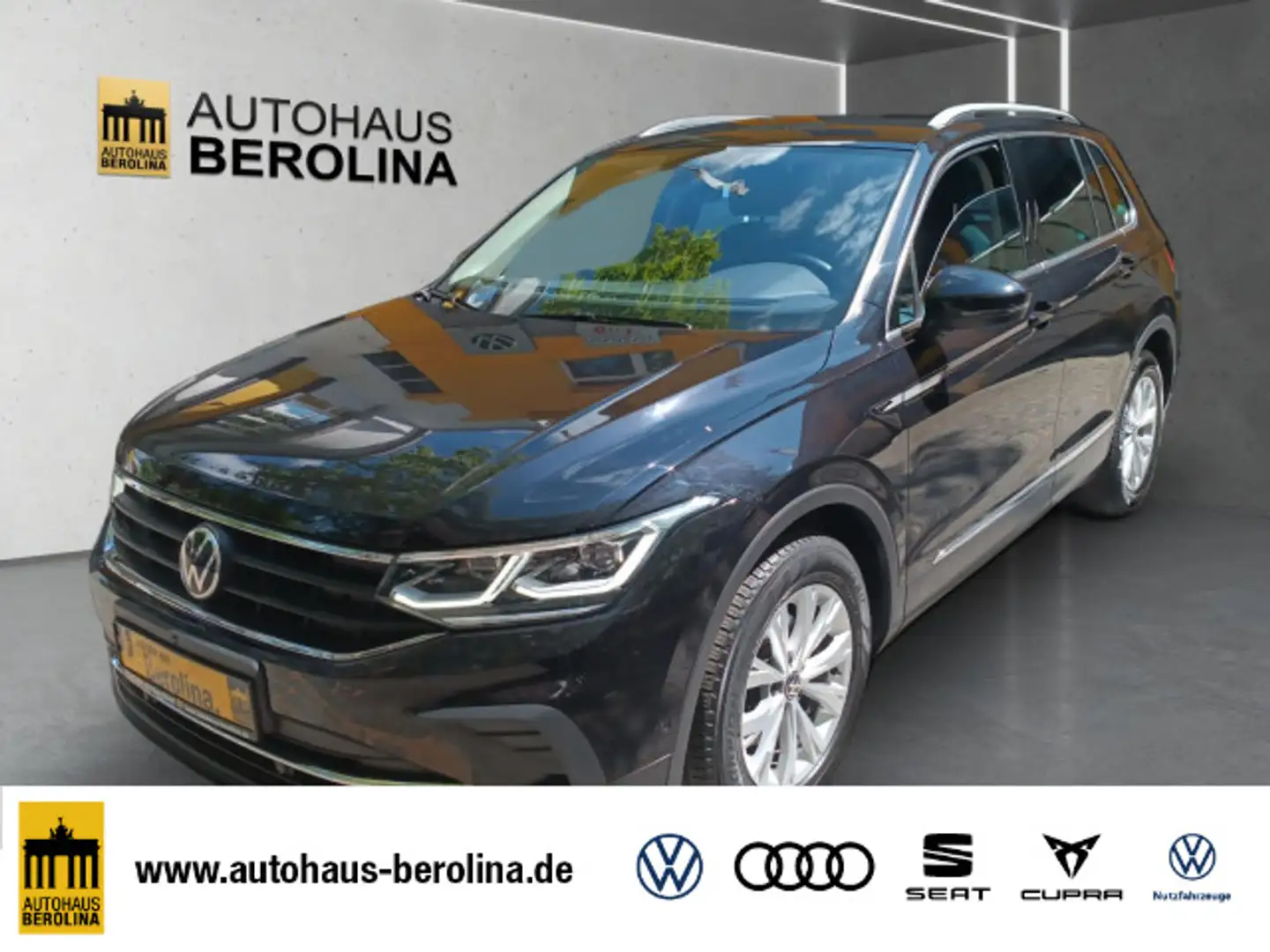 Volkswagen Tiguan 1.5 TSI Life DSG *MATRIX*360°*ACC*SHZ* Zwart - 1