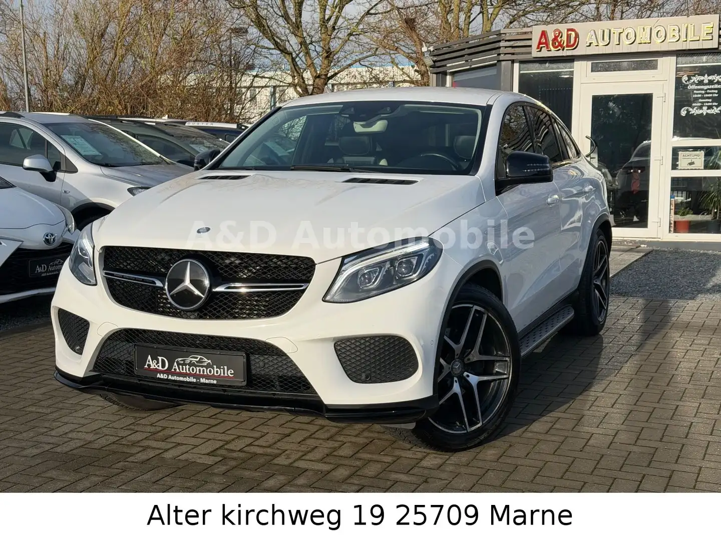 Mercedes-Benz GLE 350 Coupe d 4M AMG Line Navi AHK Kamera PDC Weiß - 1