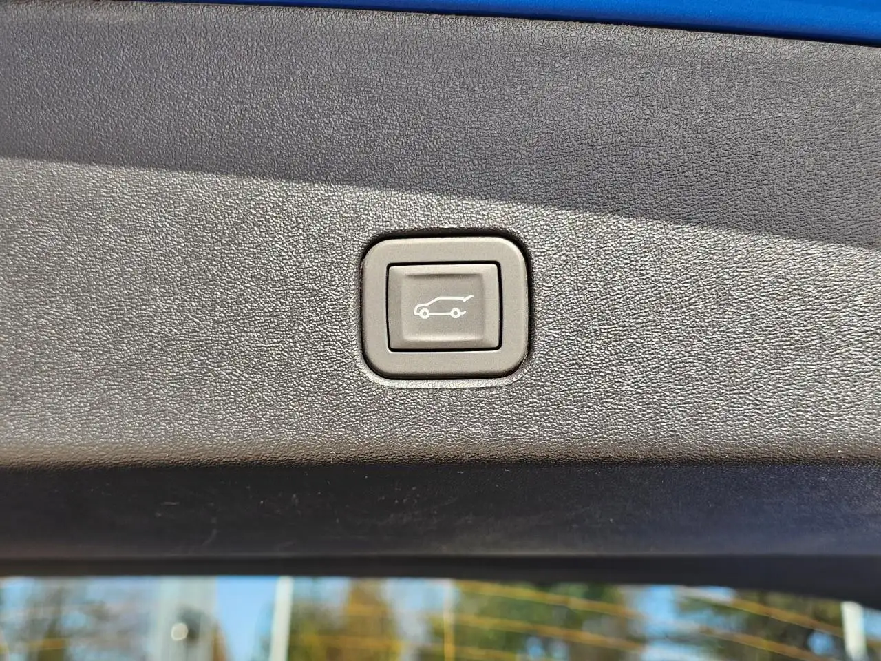 Cadillac Optiq снимка Cadillac Optiq