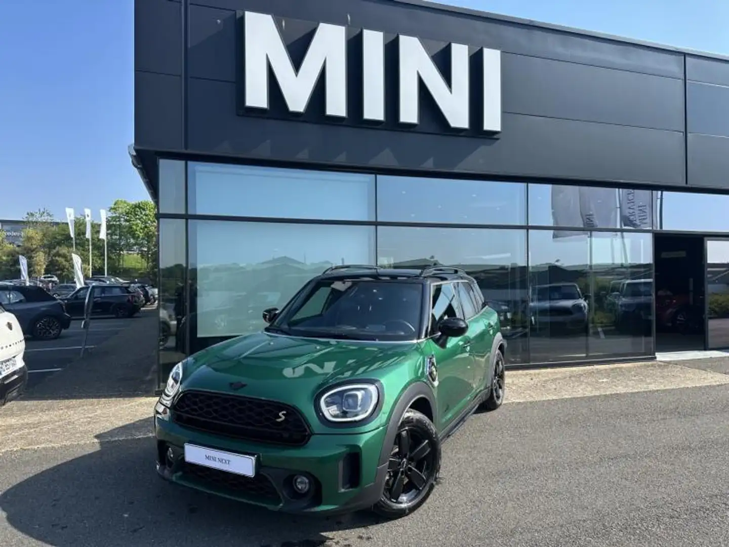 MINI Countryman C Cooper SE 125ch + 95ch Edition Premium ALL4 BVA6 Vert - 1
