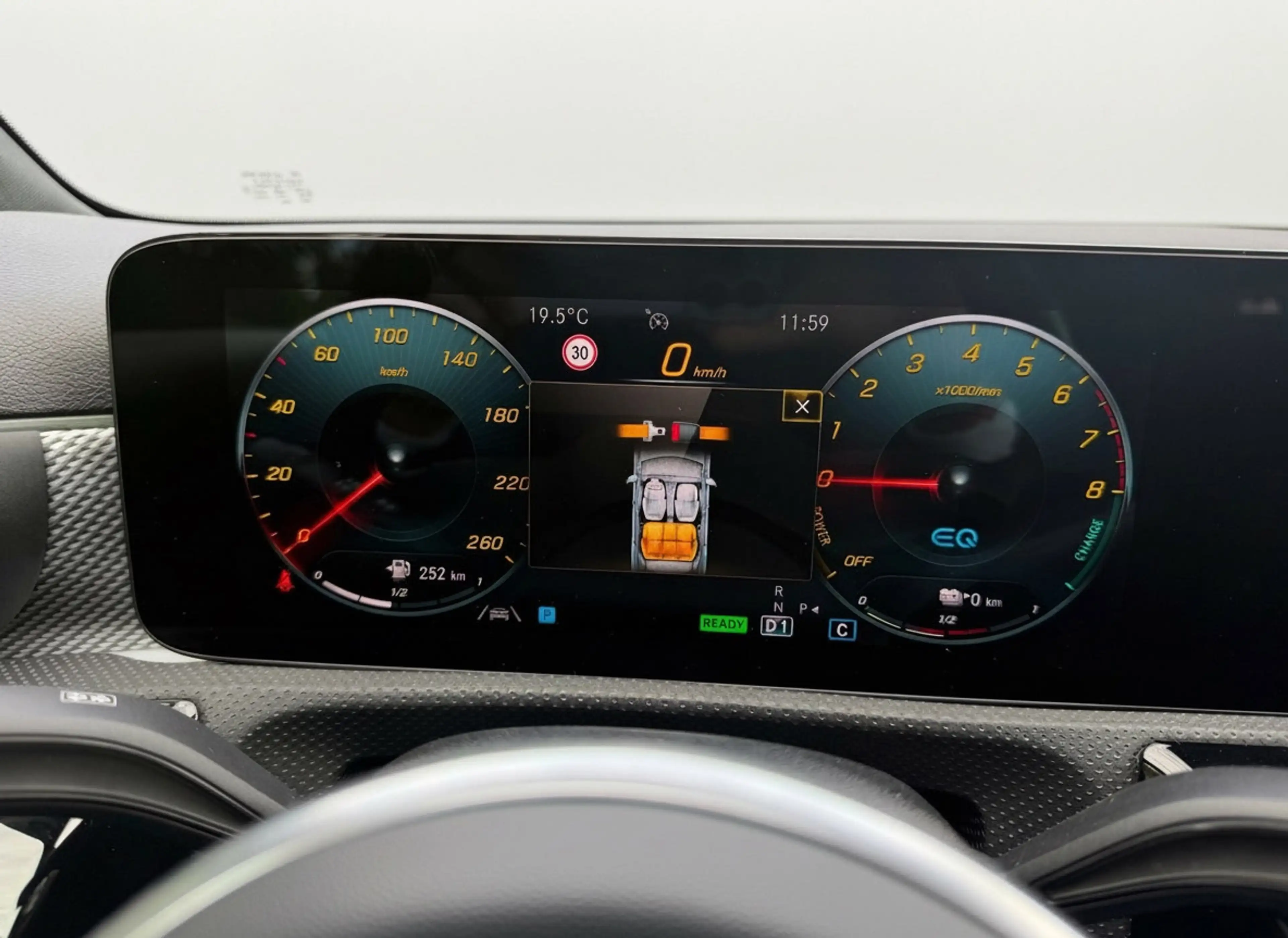 Mercedes-Benz A 250 e Business Solution Luxury Limited, leder, sfeerve — photo 15