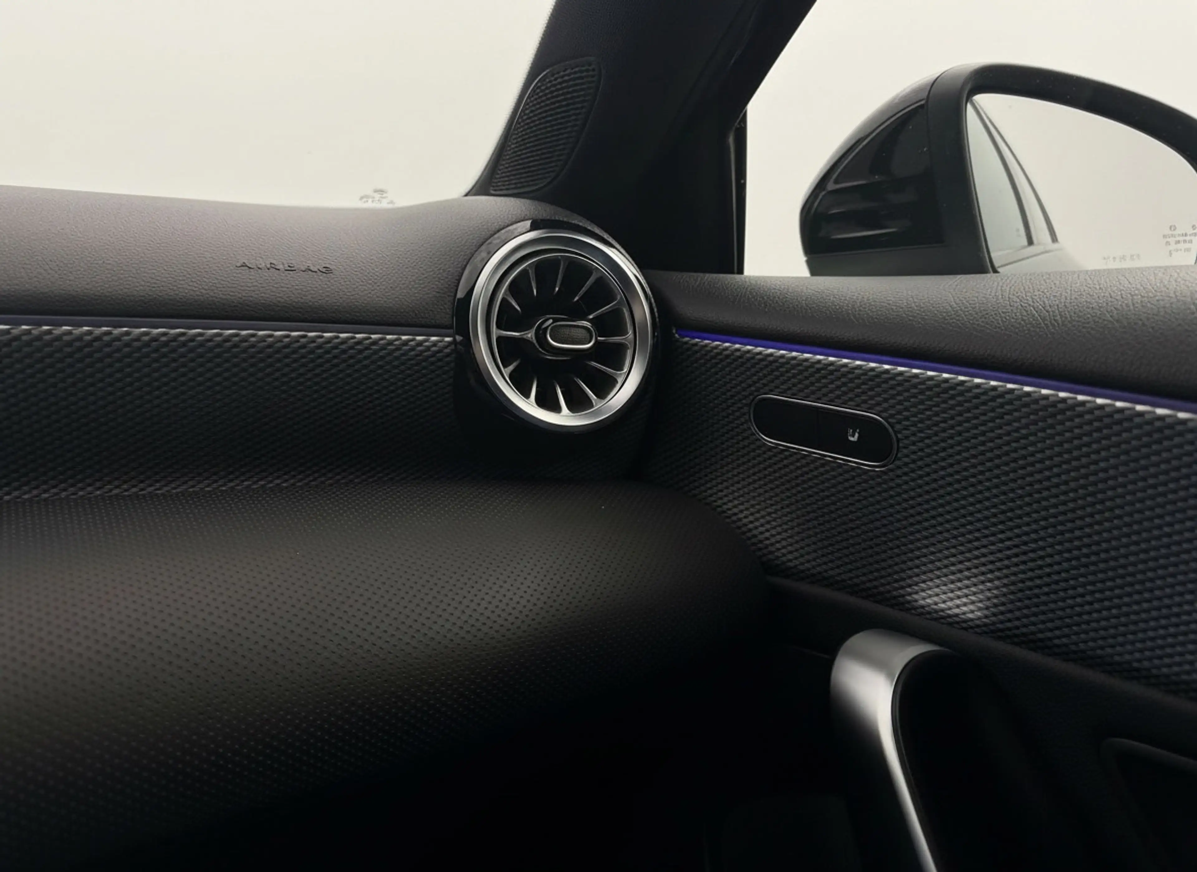 Mercedes-Benz A 250 e Business Solution Luxury Limited, leder, sfeerve — photo 20