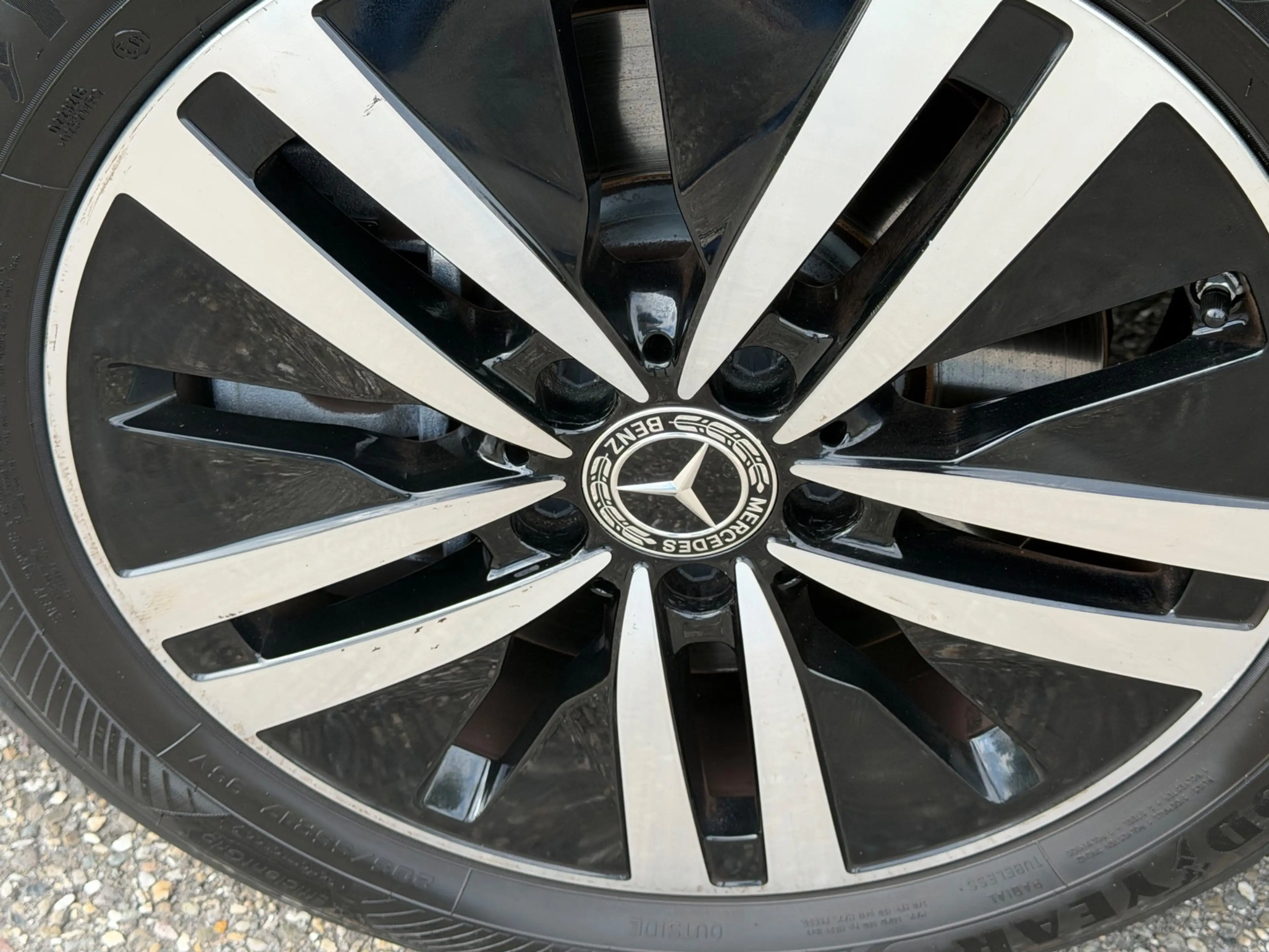 Mercedes-Benz A 250 e Business Solution Luxury Limited, leder, sfeerve — photo 23