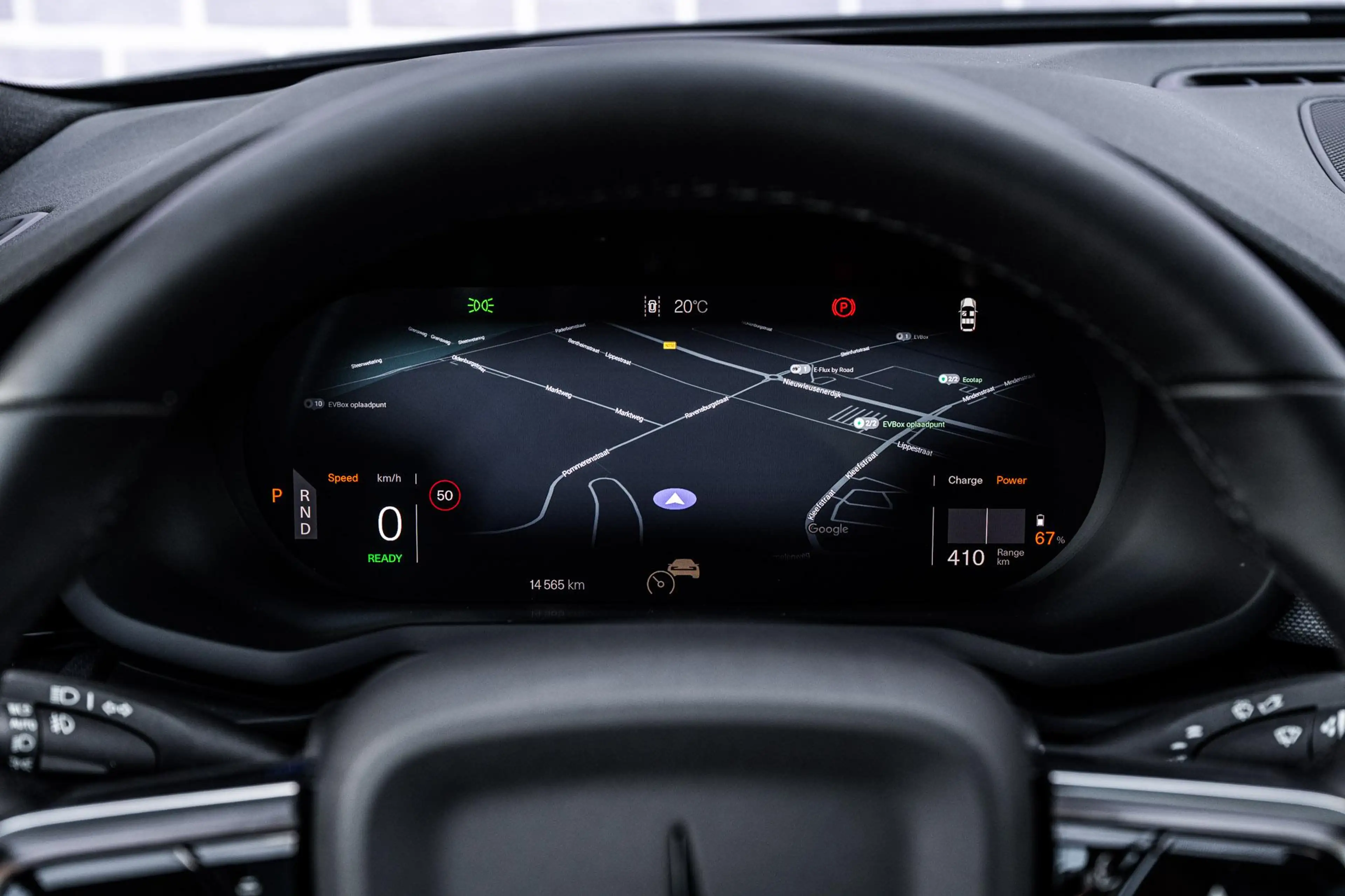 Polestar 2 Long Range Single Motor Plus 82 kWh — photo 13