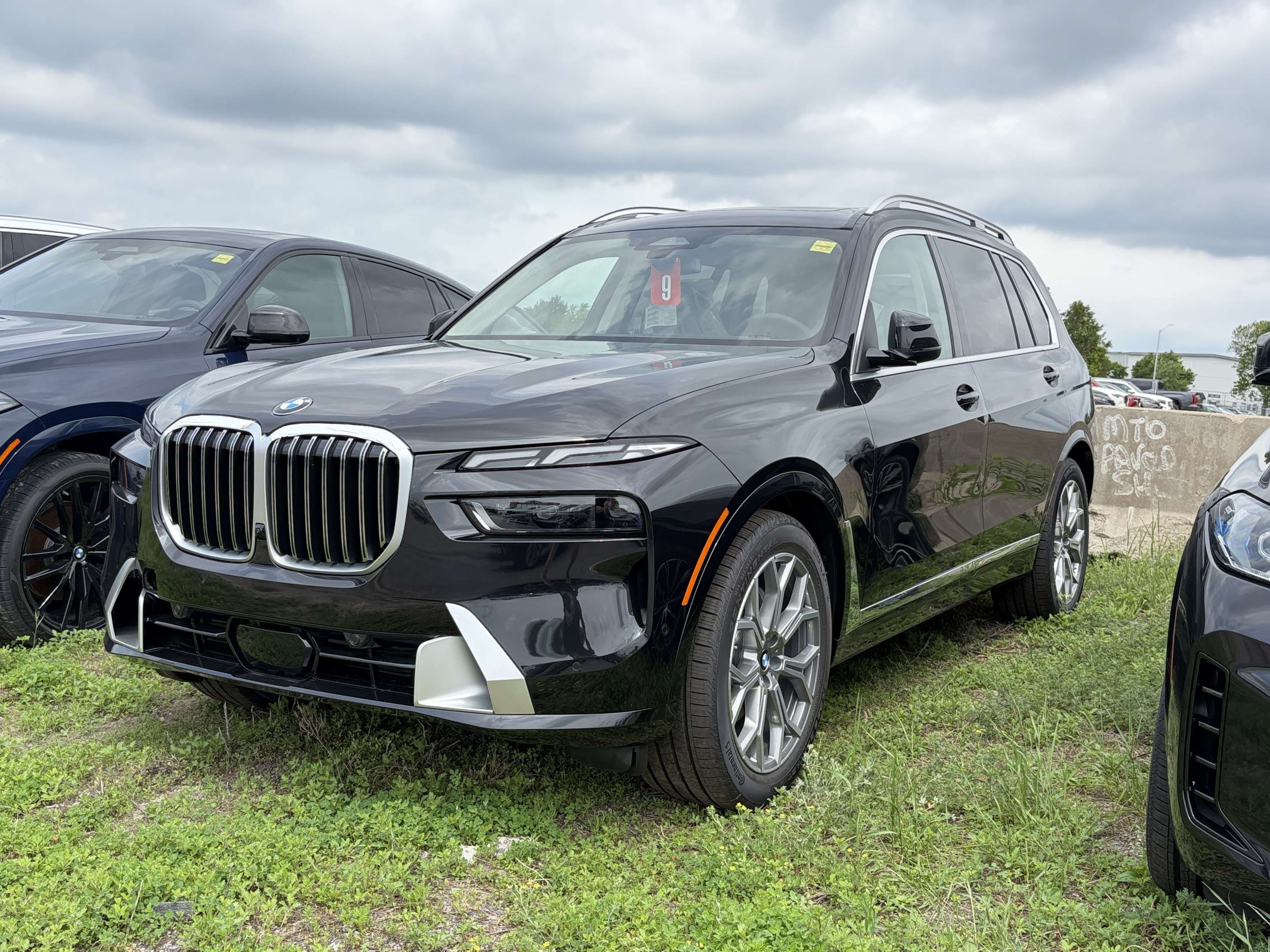 2027 BMW X7 xDrive40i Sports Activity Vehicle