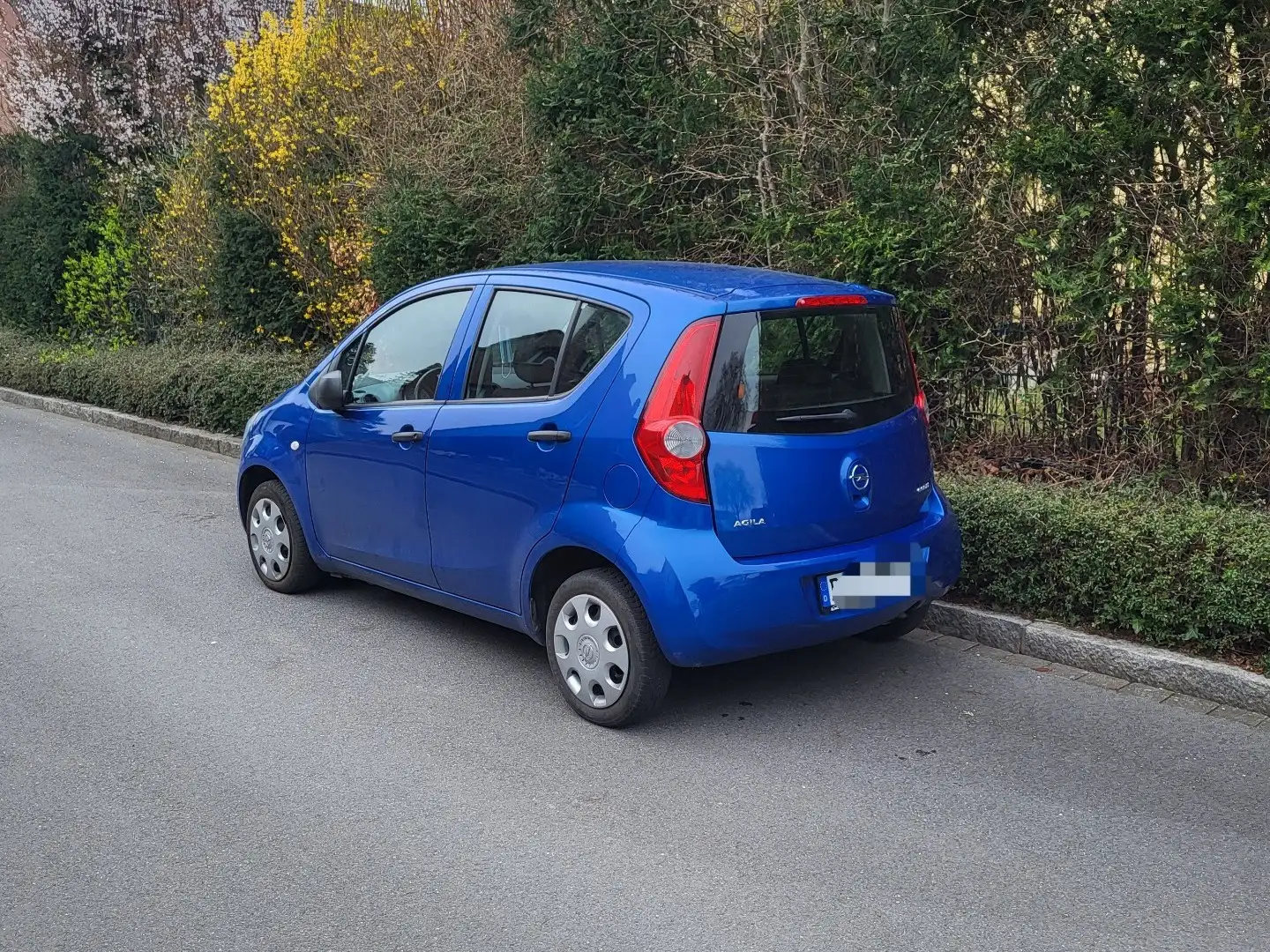 Opel Agila 1.0 Blau - 1