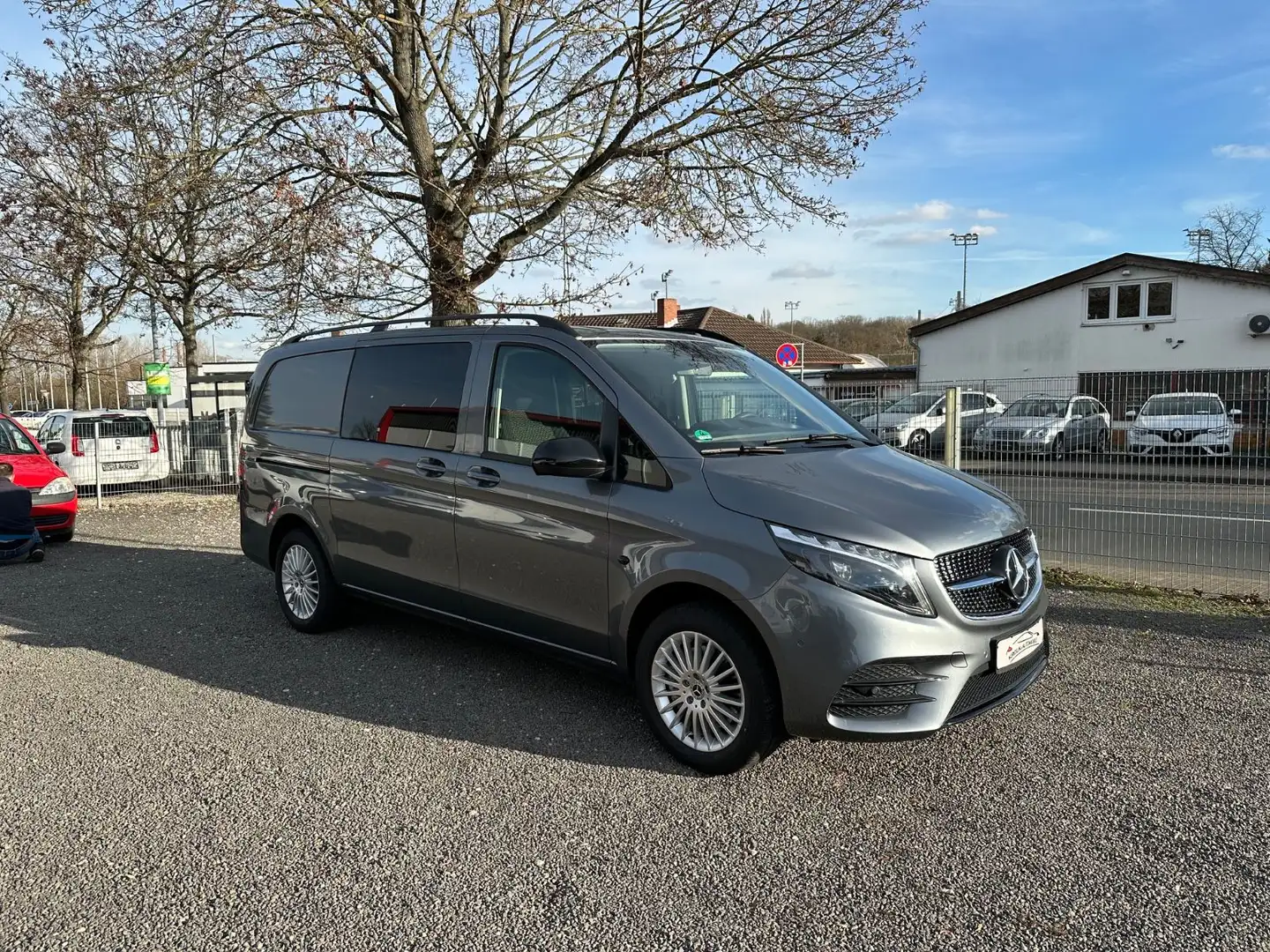 Mercedes-Benz Vito MIXTO 5-Sitze Nur 100km 240PS 4Matic Grijs - 1