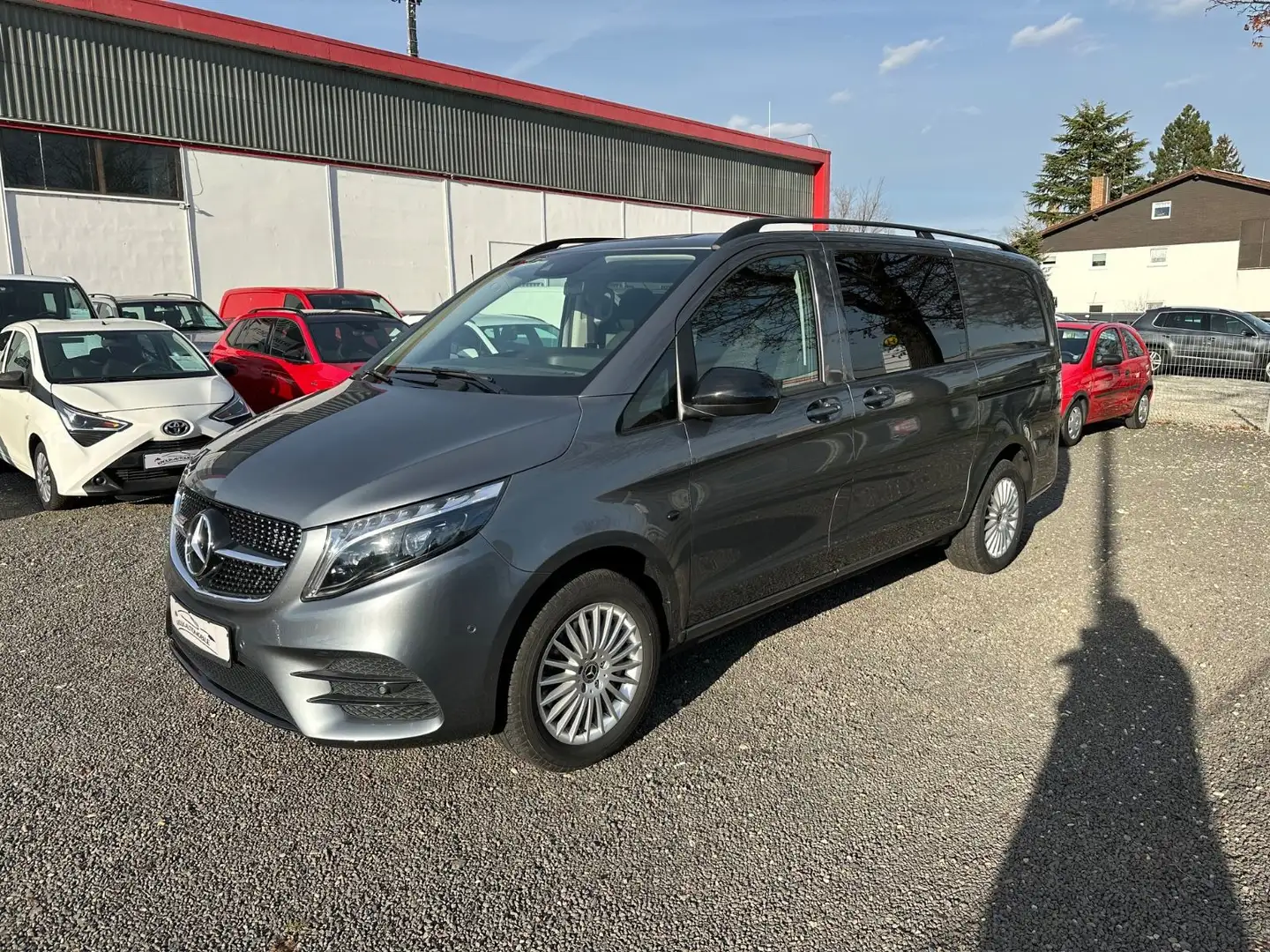 Mercedes-Benz Vito MIXTO 5-Sitze Nur 100km 240PS 4Matic Grijs - 2