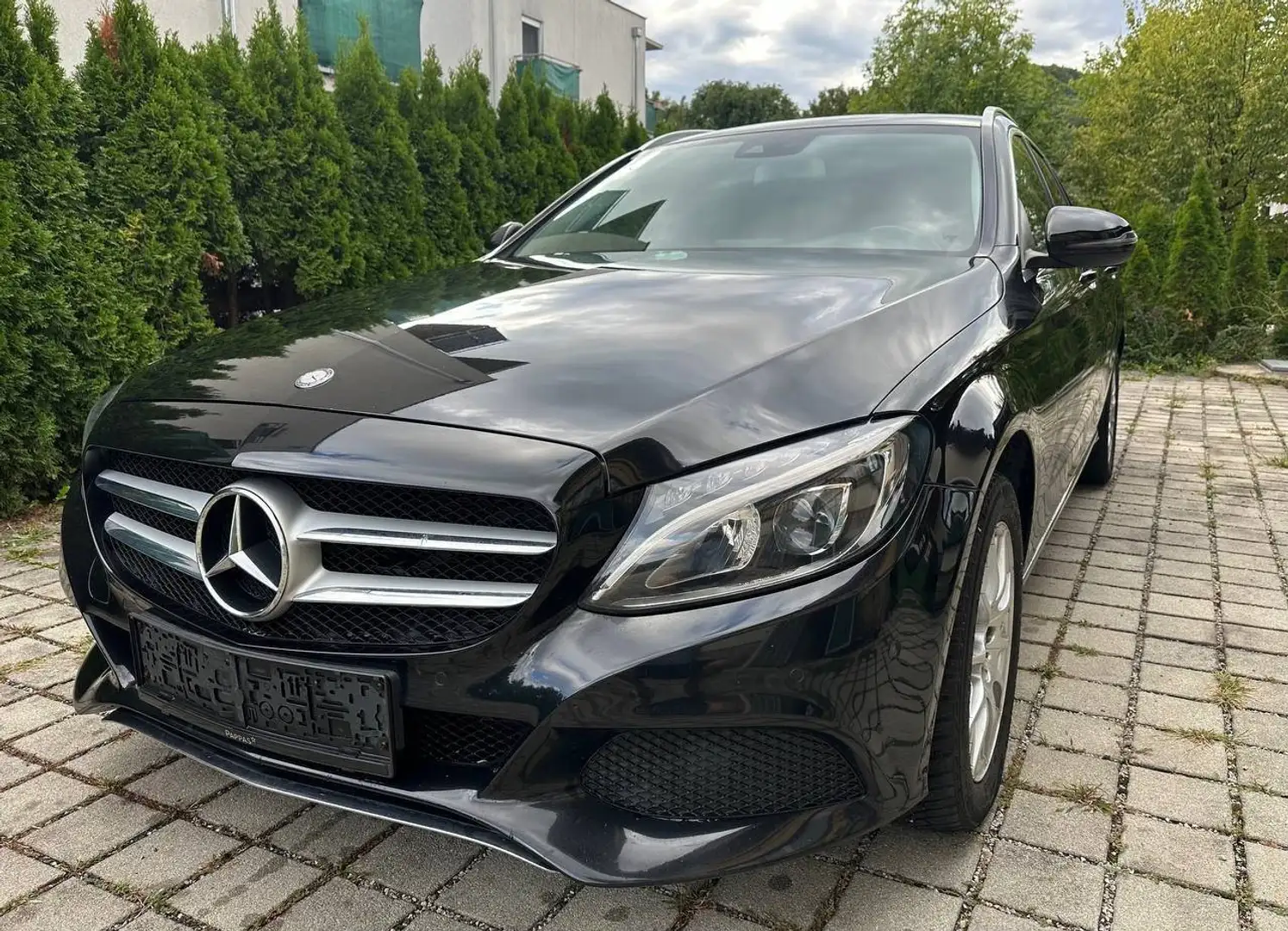 Mercedes-Benz C 200 Schwarz - 1