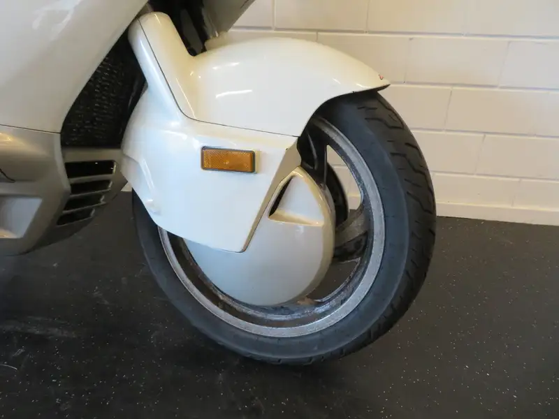 Honda Pacific Coast - foto 7