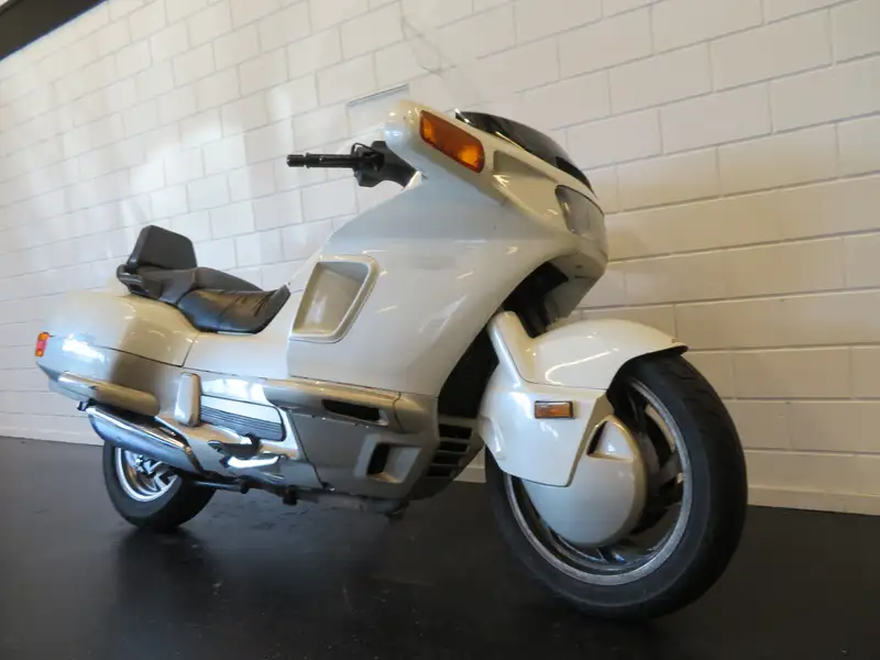 Honda Pacific Coast - foto 8