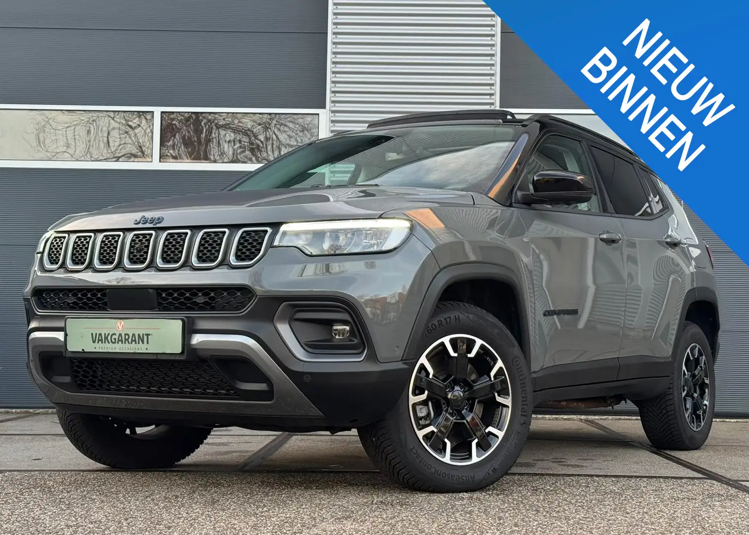 Jeep Compass 1.3T High Upland |Panorama dak |Stoelverwarming / Gris - 1