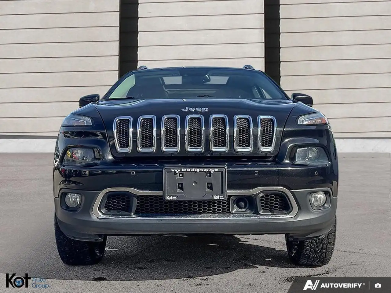 Jeep Cherokee снимка Jeep Cherokee