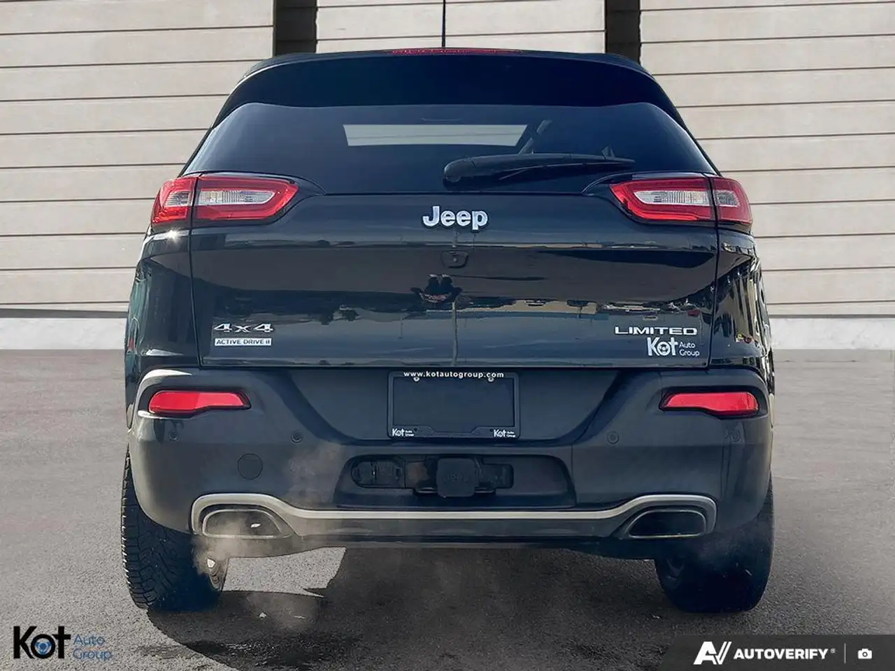 Jeep Cherokee снимка Jeep Cherokee
